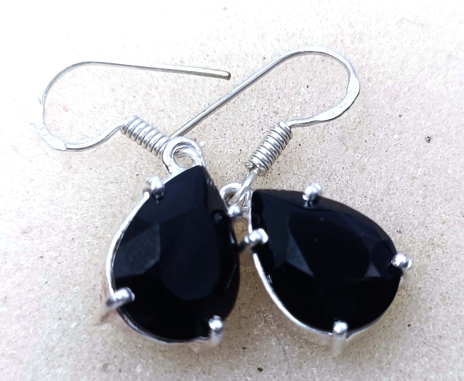17.00 Ct Black Sapphire Earrings Pear Shape 925 Solid Silver IGL Certified 6FHL 17.00 Ct Black Sapphire Earrings Pear Shape 925 Solid Silver IGL Certified 6FHL