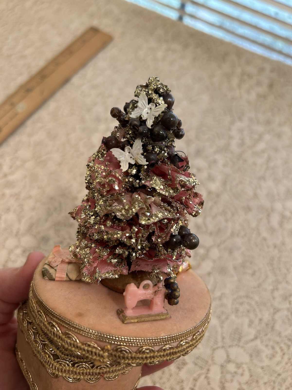 Christmas Music Box 6 1/4" Pink Bottle Brush Tree Rotating Wood Vintage Ribbon Christmas Music Box 6 1/4" Pink Bottle Brush Tree Rotating Wood Vintage Ribbon