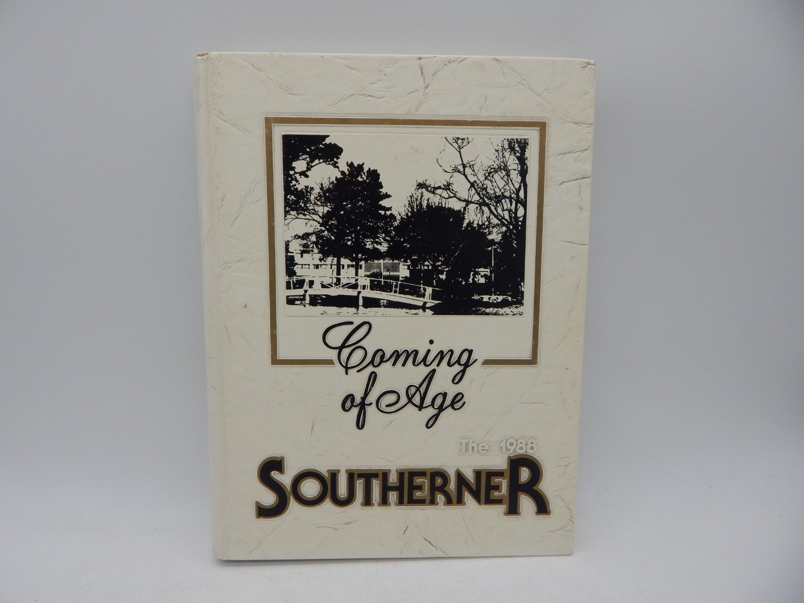 Vintage University of Southern Mississippi Southerner 1988 Yearbook Brett Favre