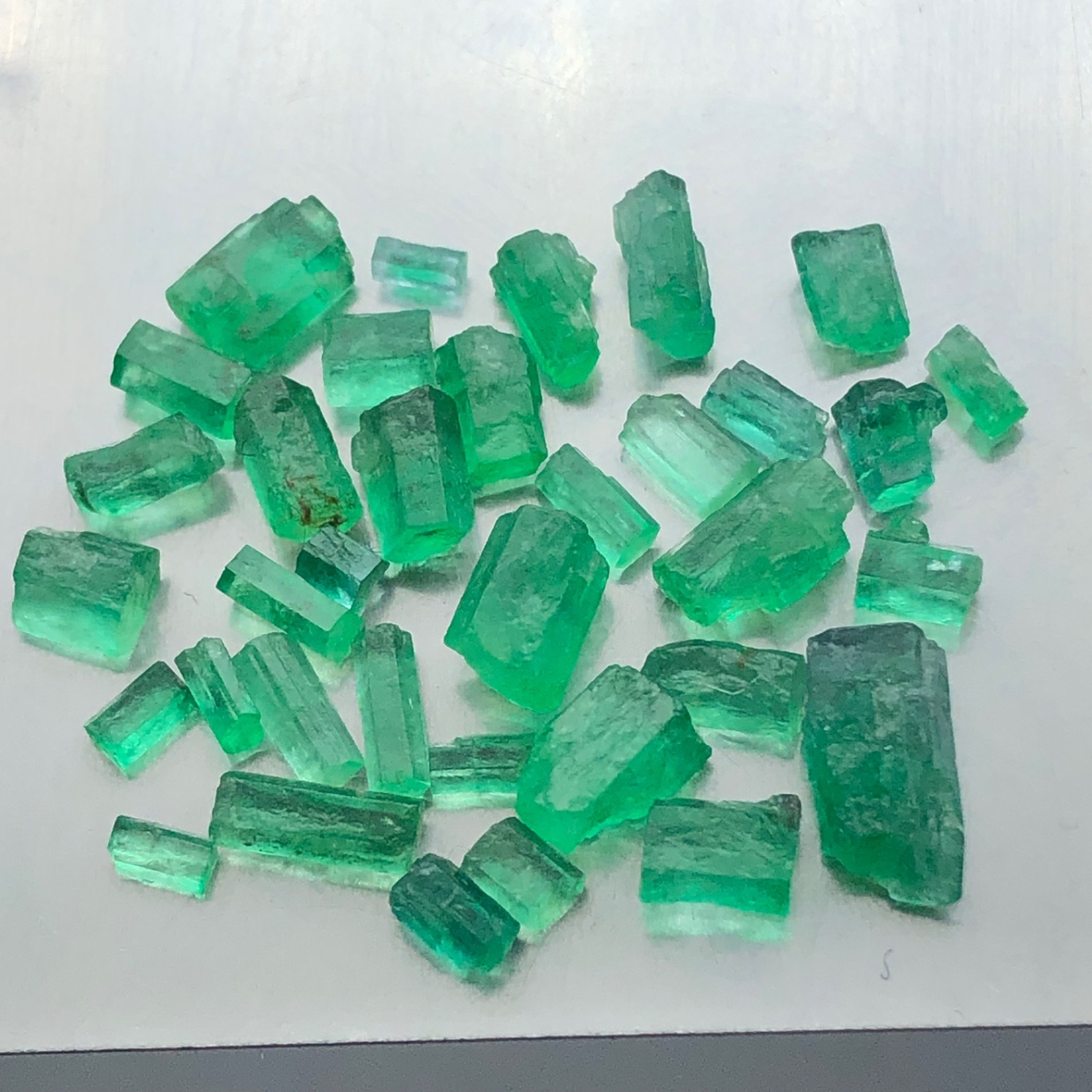 8 Carats Emerald Rough Crystals and Cutting Grade From Swat Pakistan 8 Carats Emerald Rough Crystals and Cutting Grade From Swat Pakistan