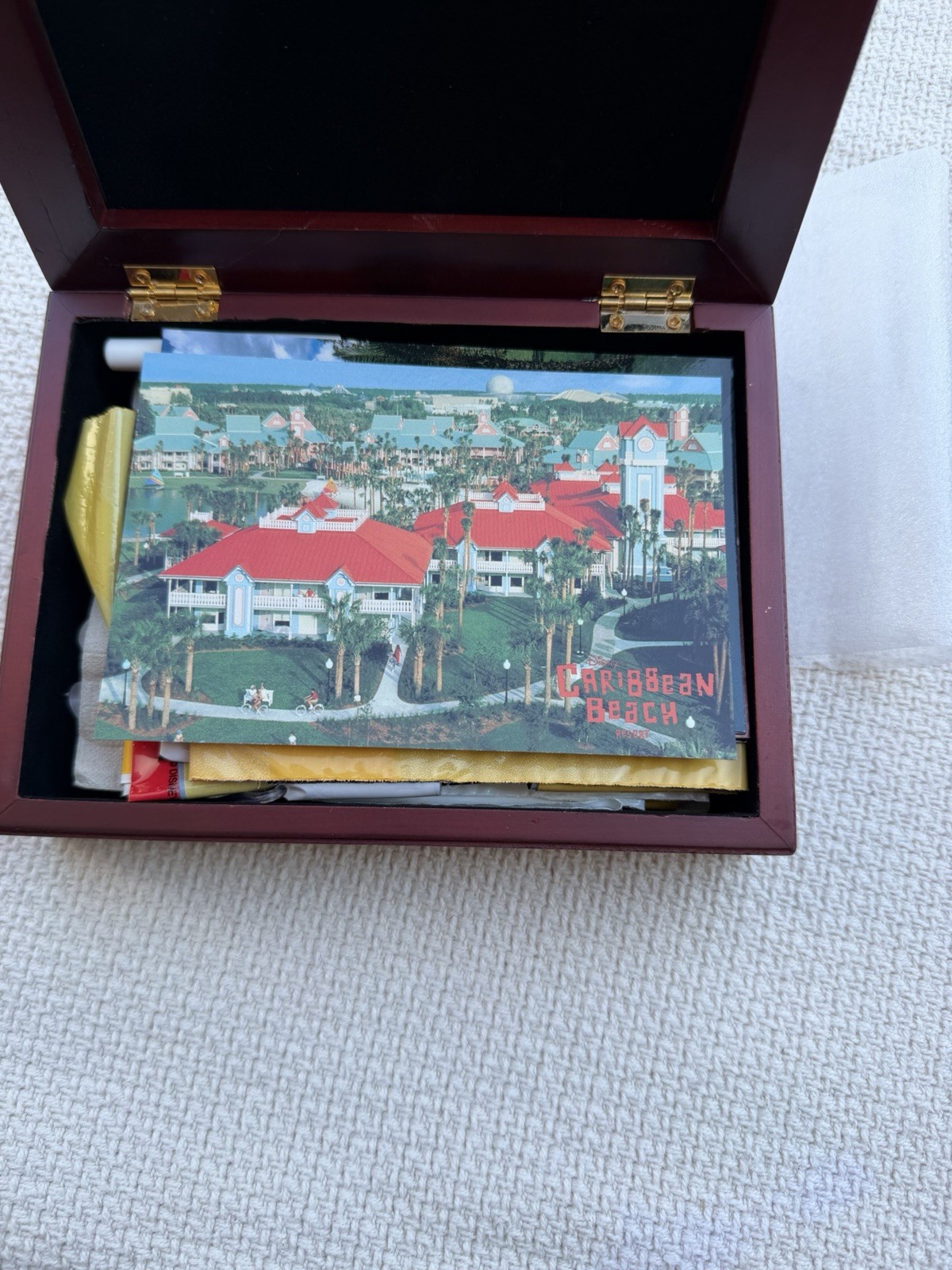 2006 Walt Disney World Vacation Memorabilia Lot Tickets Postcards Frame Bags 2006 Walt Disney World Vacation Memorabilia Lot Tickets Postcards Frame Bags