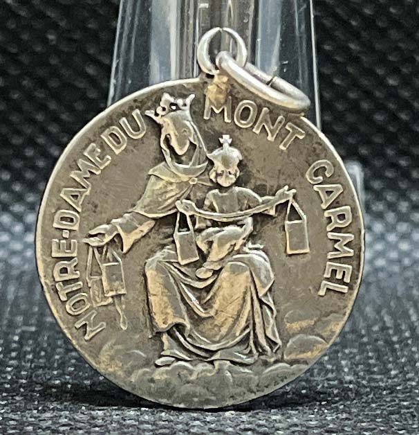 France 1920s Silver Catholic Medal Our Lady of Mount Carmel & Sacred Heart 22 mm France 1920s Silver Catholic Medal Our Lady of Mount Carmel & Sacred Heart 22 mm