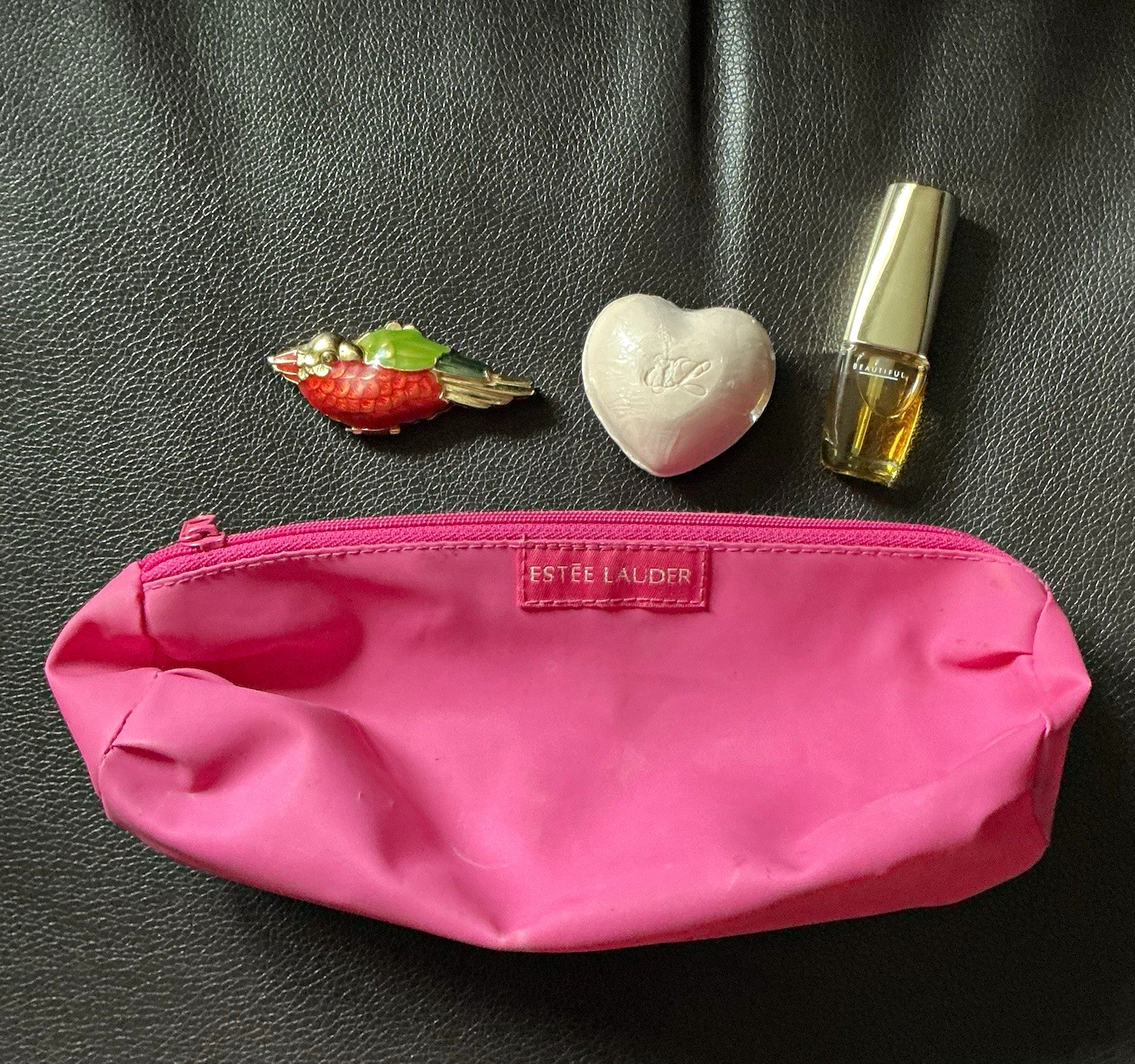 Estée Lauder Beautiful Set: 0.16oz Parfum Spray, 1oz Soap, Bird Compact, Pouch Estée Lauder Beautiful Set: 0.16oz Parfum Spray, 1oz Soap, Bird Compact, Pouch