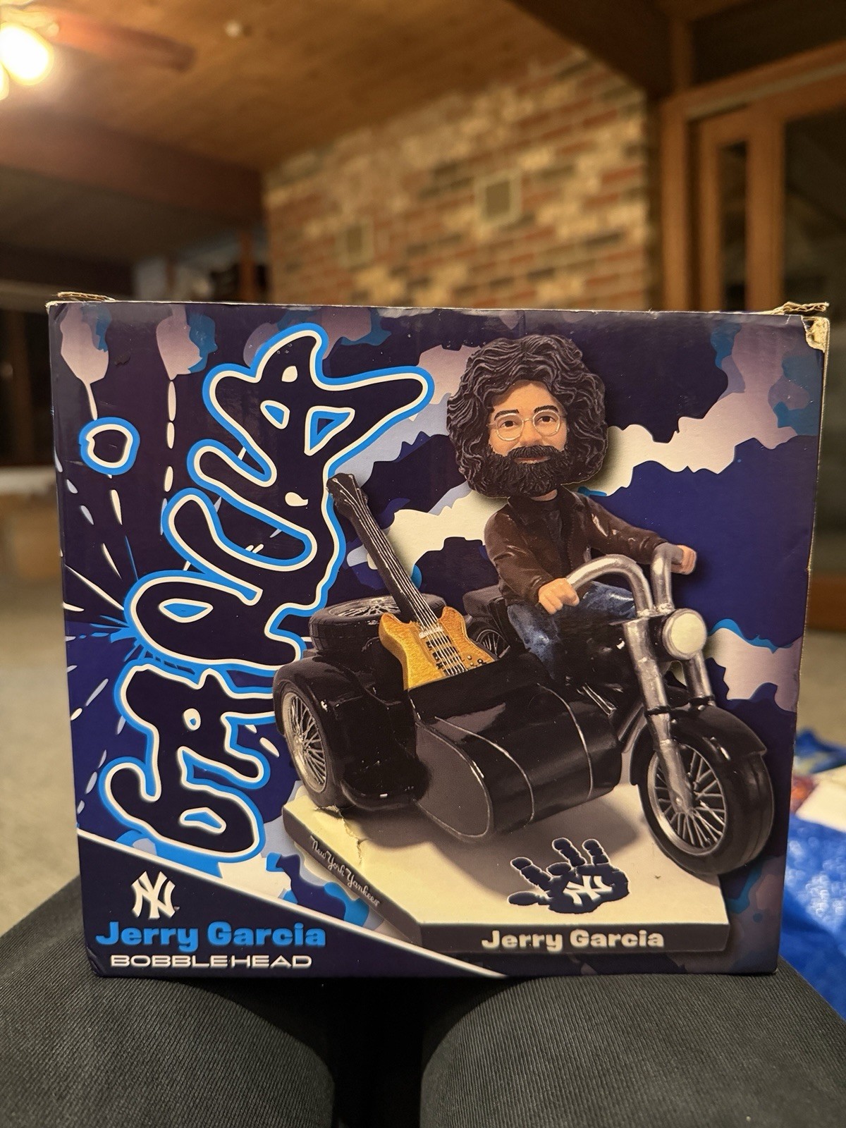 Jerry Garcia Grateful Dead NY Yankees Logo Bobblehead Figure UNOPENED BOX Jerry Garcia Grateful Dead NY Yankees Logo Bobblehead Figure UNOPENED BOX
