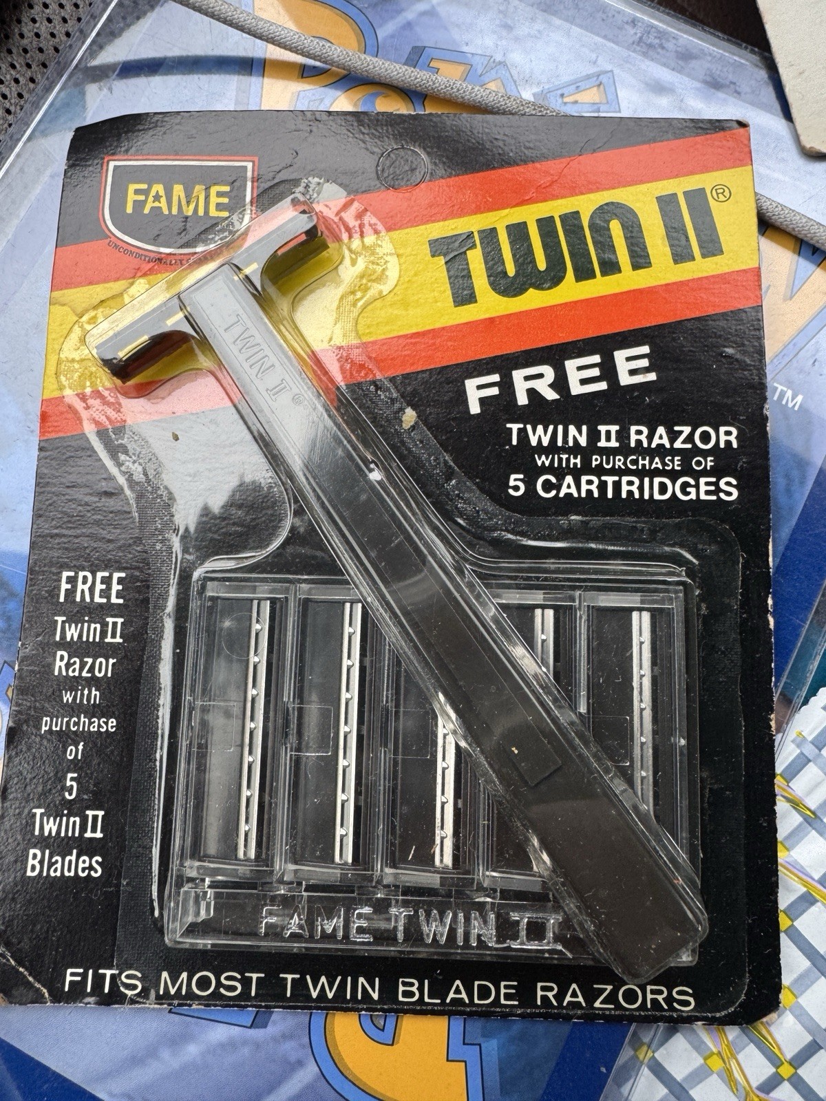 Vintage Fame Twin II Shaving Kit Original Box Made In USA Vintage Fame Twin II Shaving Kit Original Box Made In USA