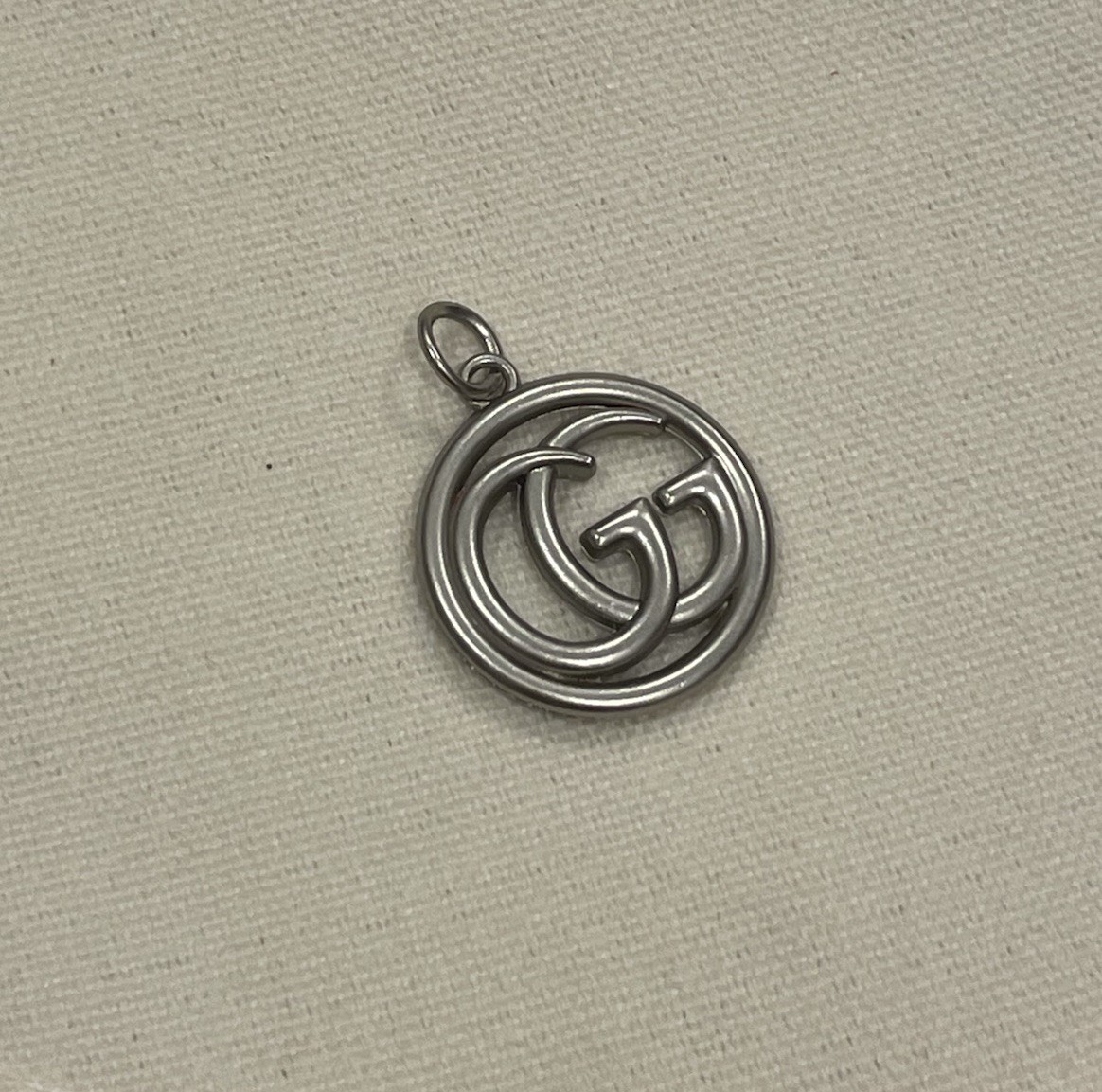 1pc of Gucci Zipper Pull Charm Antique Silver Tone Metal 22mm 1pc of Gucci Zipper Pull Charm Antique Silver Tone Metal 22mm