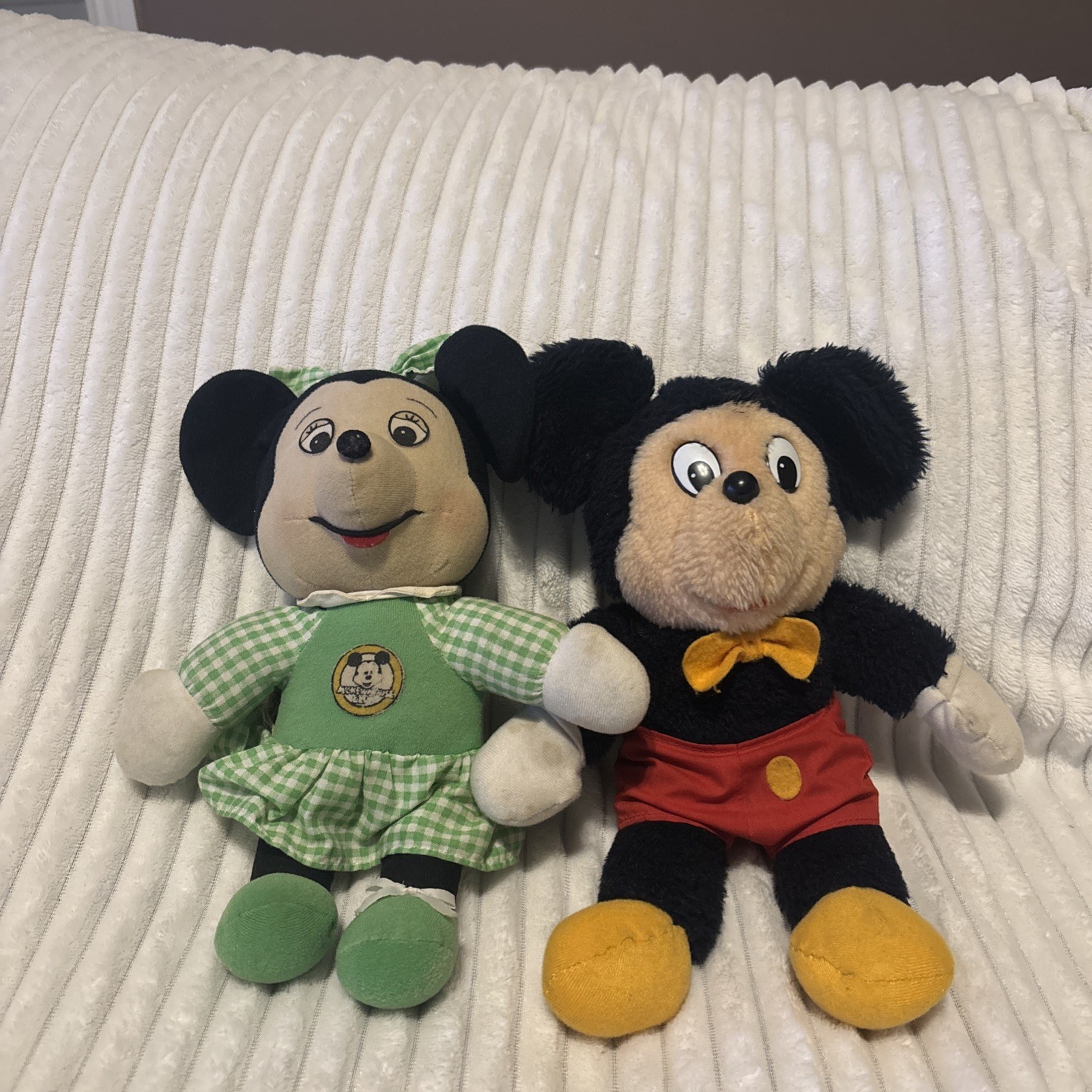 Vintage 1976 Knickerbocker TALKING Minnie Mouse Plush AND mid 70's Mickey Mouse Vintage 1976 Knickerbocker TALKING Minnie Mouse Plush AND mid 70's Mickey Mouse