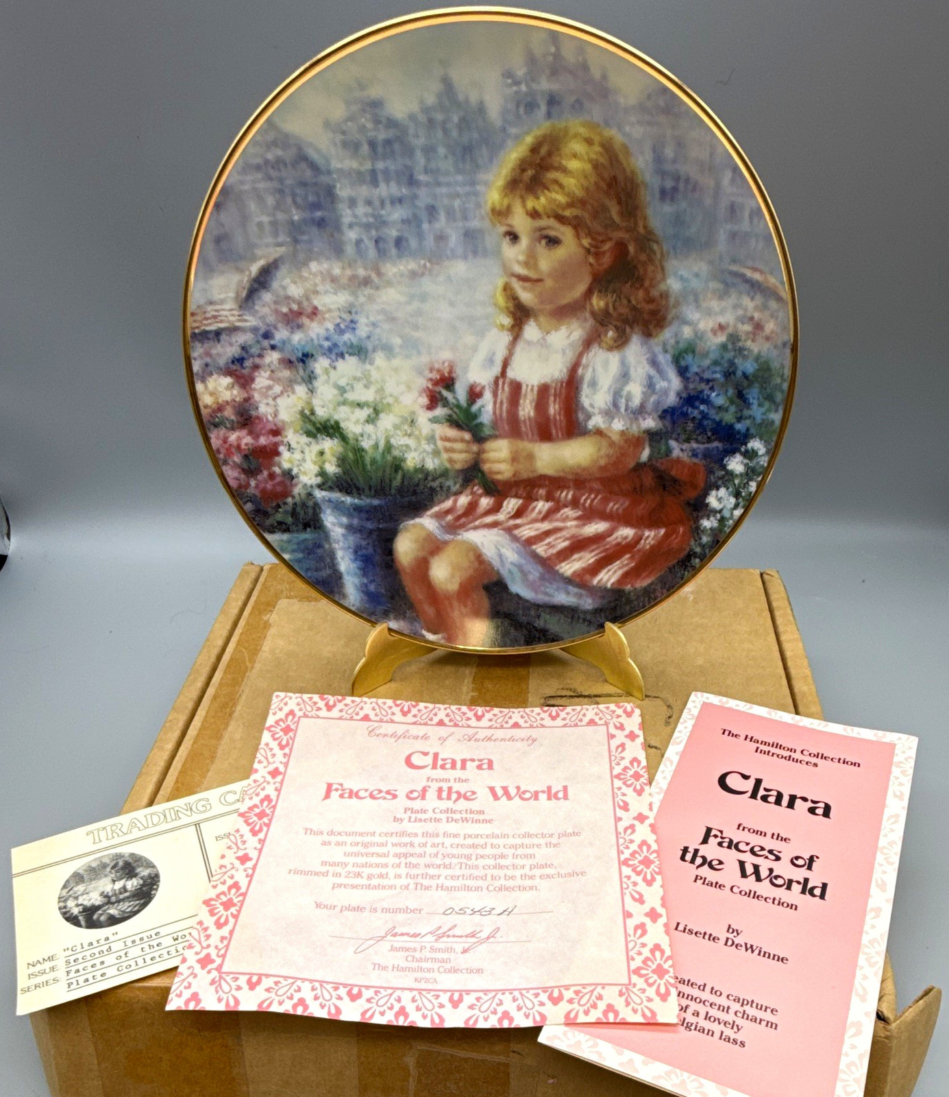 Hamilton Collection Faces of the World CLARA of Belgium 23K Gold Collector Plate Hamilton Collection Faces of the World CLARA of Belgium 23K Gold Collector Plate