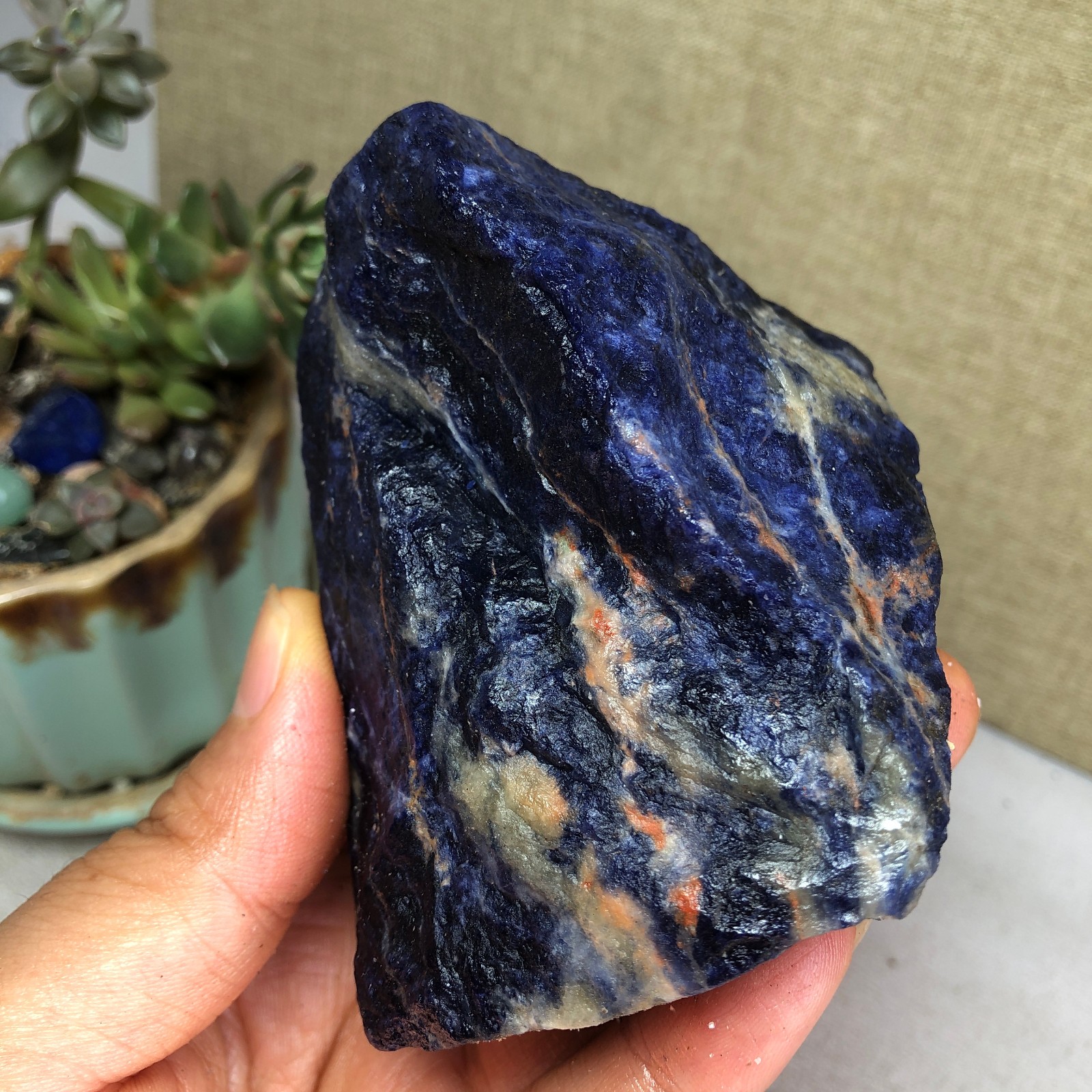 78mm Natural sodalite crystal semi-precious rough original Specimen 303g A6054 78mm Natural sodalite crystal semi-precious rough original Specimen 303g A6054