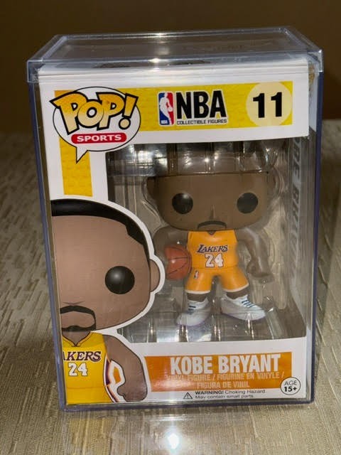 Funko Pop Kobe Bryant #11 Lakers NBA Vinyl Figure RARE MINT w/ Protector kobe24