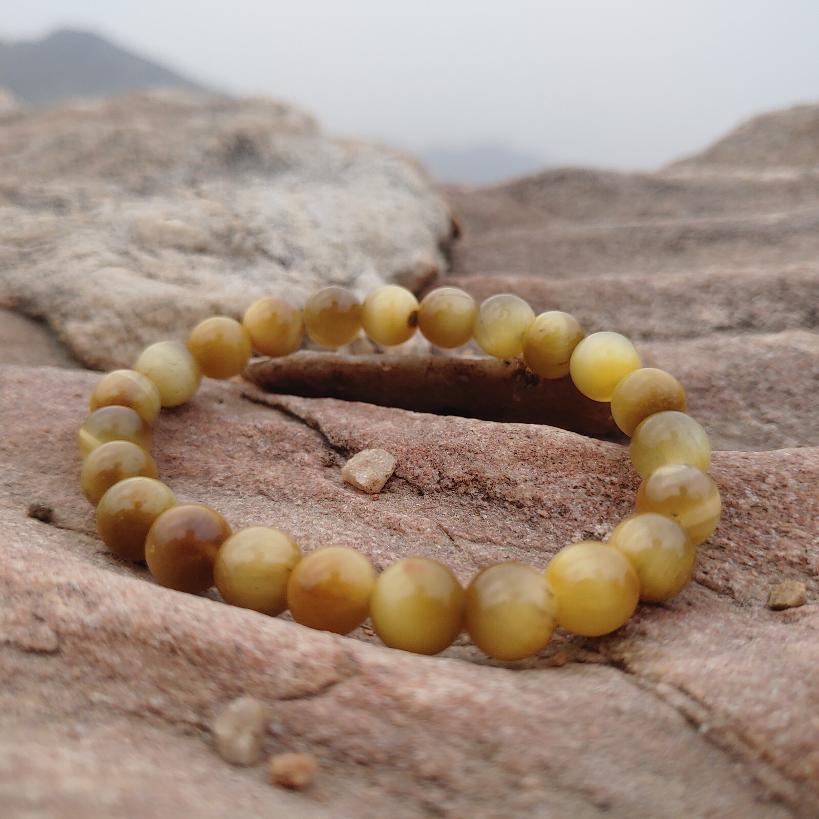 Natural Quartz Cat's Eye Bracelet – Intuition & Focus Crystal Healing Beads
