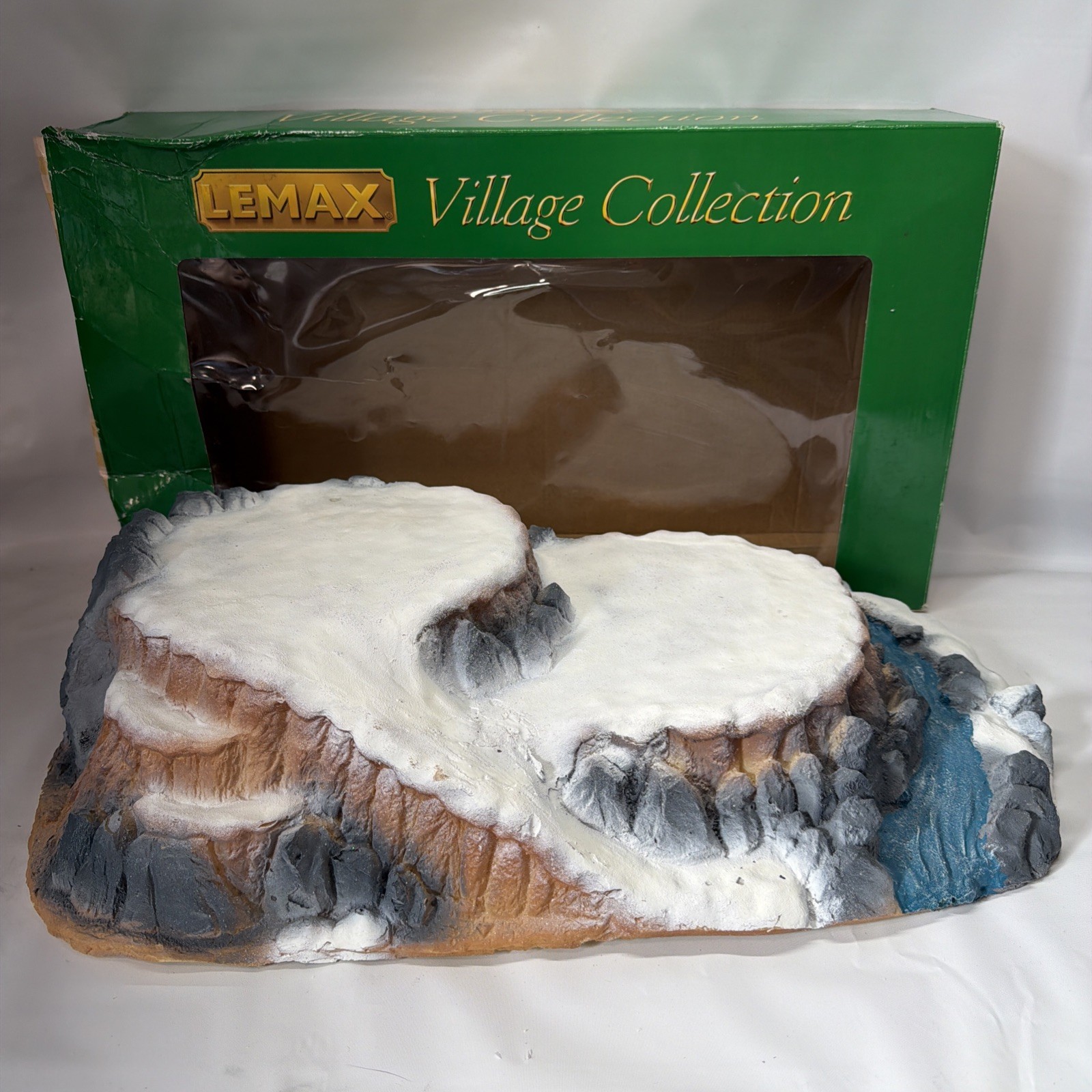 Lemax 74690 Landscape Accent Christmas Village General Display Platform W/Box Lemax 74690 Landscape Accent Christmas Village General Display Platform W/Box