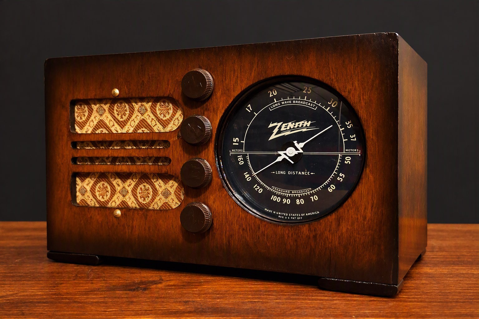 Old Antique Wood Zenith Black Dial Vintage Tube Radio - Restored & Working
