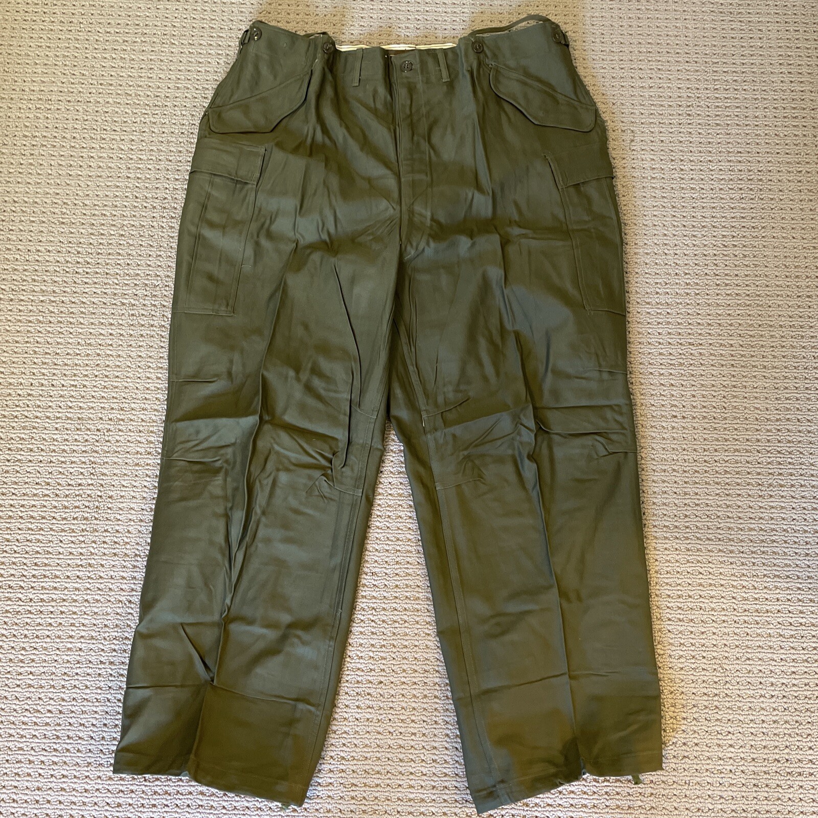 1953 Korean War Field Shell Trousers Pants M-1951, W 39"- 43", L 29.5" - 32.5" 1953 Korean War Field Shell Trousers Pants M-1951, W 39"- 43", L 29.5" - 32.5"