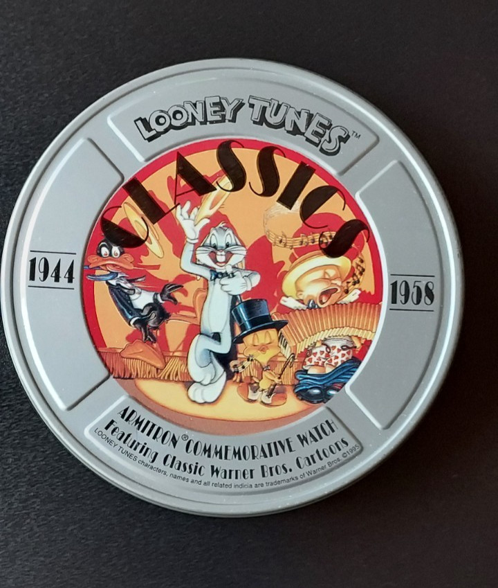 Looney Tunes Armitron Commemorative Watch TIN - TIN ONLY no Watch, Warner Bros Looney Tunes Armitron Commemorative Watch TIN - TIN ONLY no Watch, Warner Bros