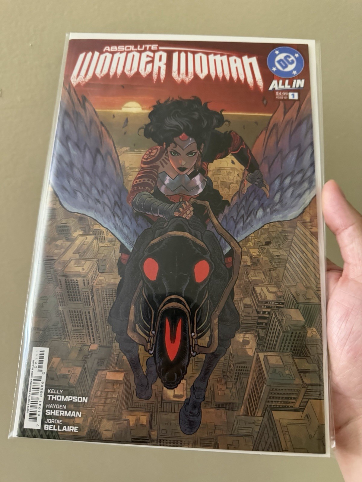 Absolute Wonder Woman #1 CVR A First Print Brand New Absolute Wonder Woman #1 CVR A First Print Brand New