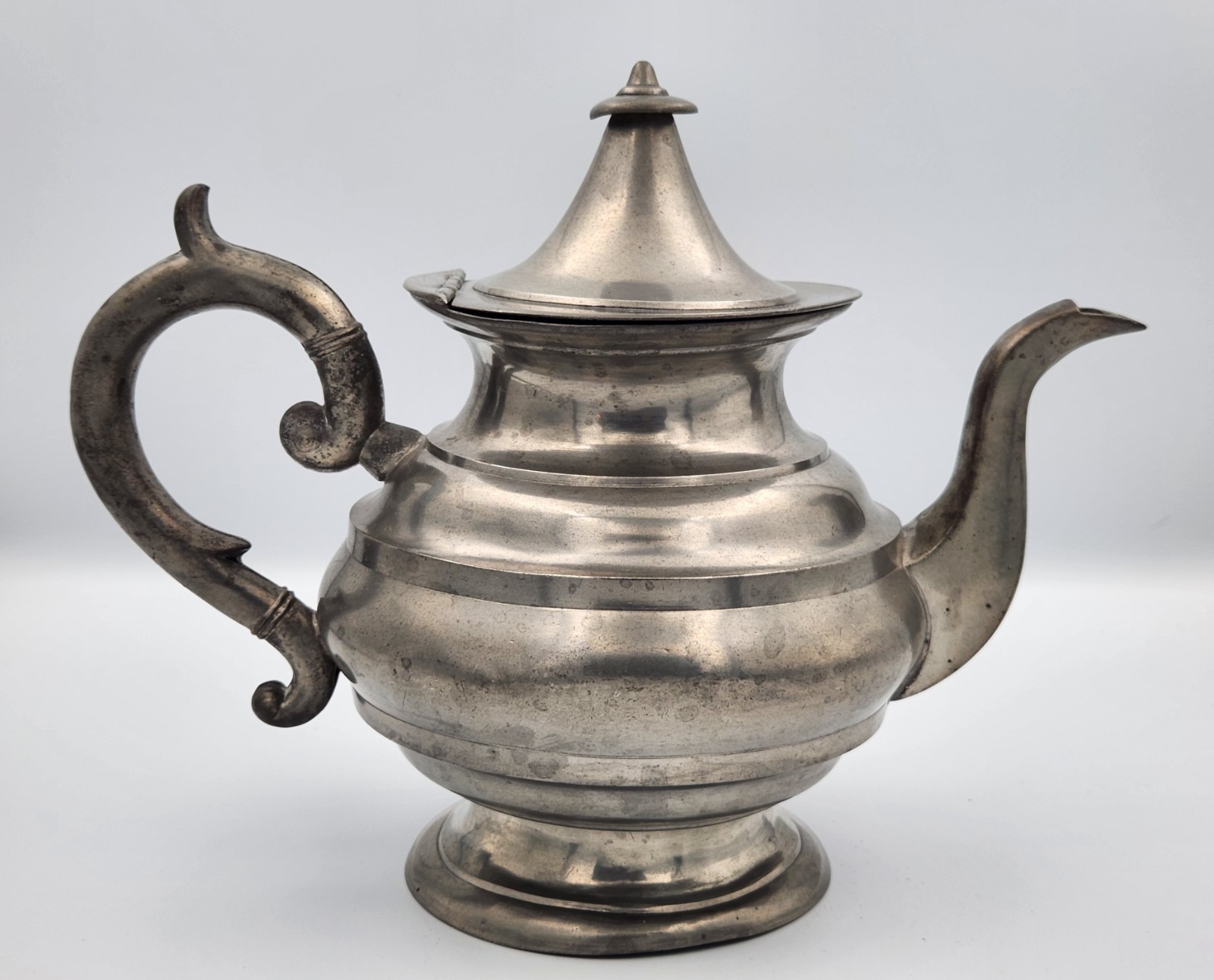 Antique Connecticut Pewter Teapot Morris Benham Style 1840s With NYT Reference Antique Connecticut Pewter Teapot Morris Benham Style 1840s With NYT Reference