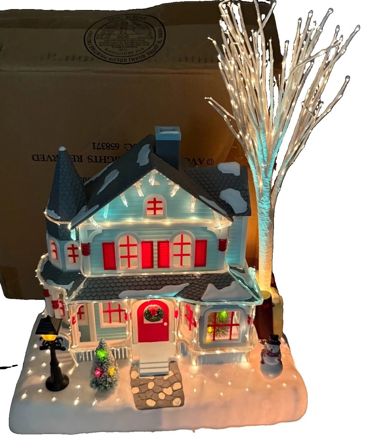 Vintage Avon 2001 Christmas Holiday Splendor Lighted Fiber Optic Victorian House Vintage Avon 2001 Christmas Holiday Splendor Lighted Fiber Optic Victorian House