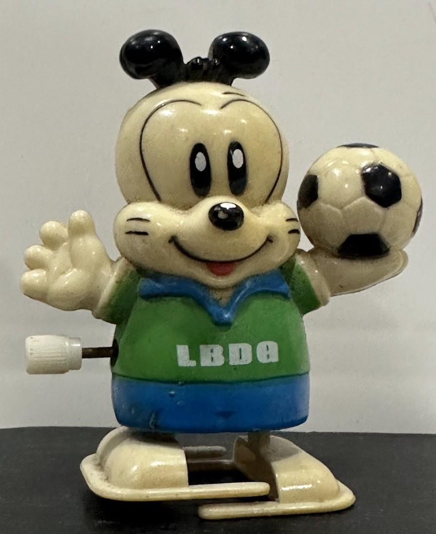 Vintage Little Bobdog 7-11 Walking Wind Up Works Green Shirt Vintage Little Bobdog 7-11 Walking Wind Up Works Green Shirt