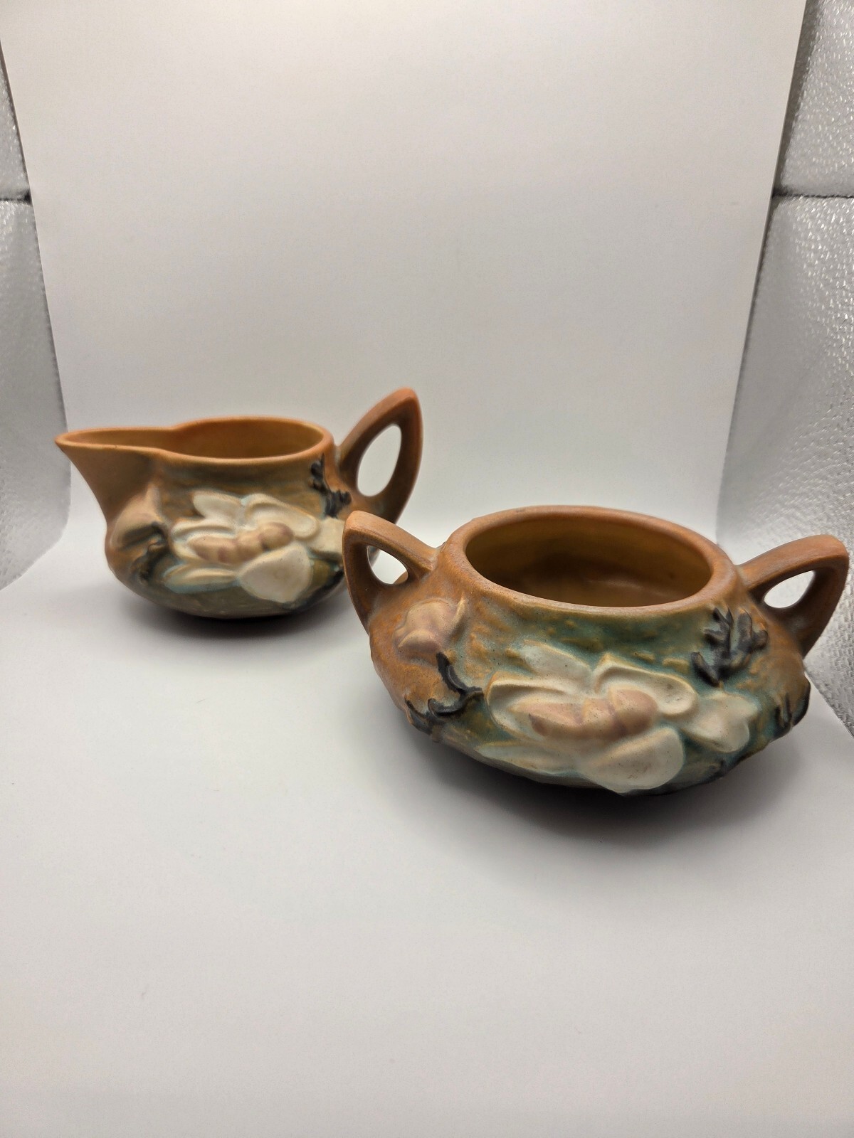 Vintage Roseville Pottery Magnolia Creamer and Sugar Bowl Set 1943 USA