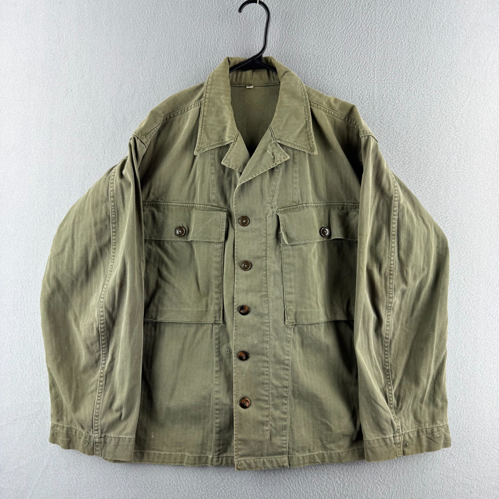 Vintage 40s HBT Jacket Mens 36 (Fits Medum 22.5x28) Gas Flap WWII OD Green Twill Vintage 40s HBT Jacket Mens 36 (Fits Medum 22.5x28) Gas Flap WWII OD Green Twill