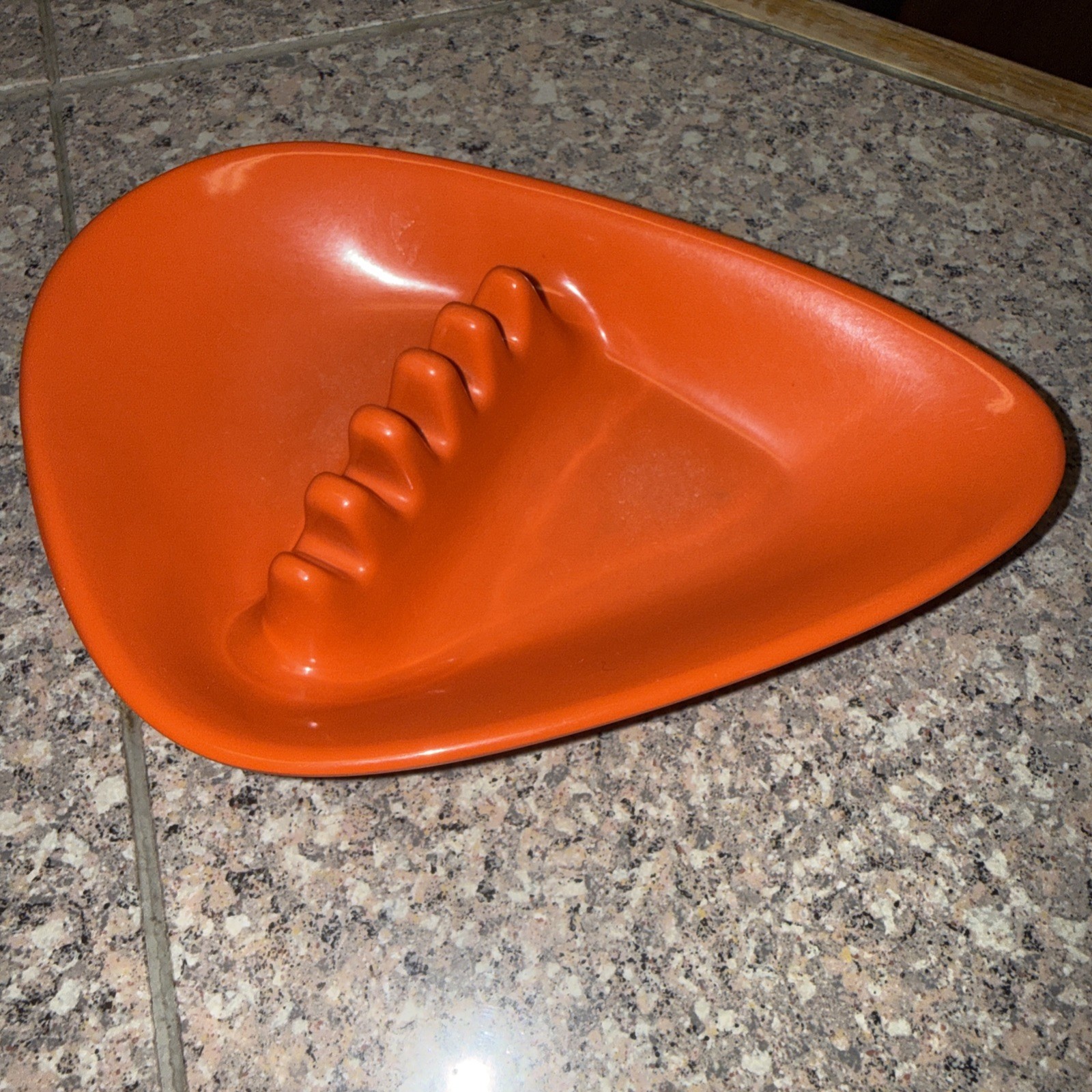 Anholt Vintage Ashtray Orange Atomic Boomerang Melamine MCM Barware Kitchen
