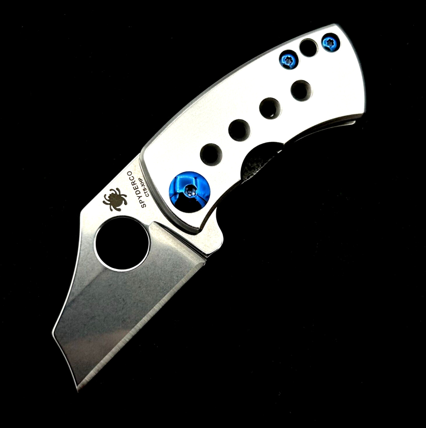 Spyderco McBee C236TIP McNees Titanium CTS XHP T2 Finish w/ Ti Hardware Spyderco McBee C236TIP McNees Titanium CTS XHP T2 Finish w/ Ti Hardware