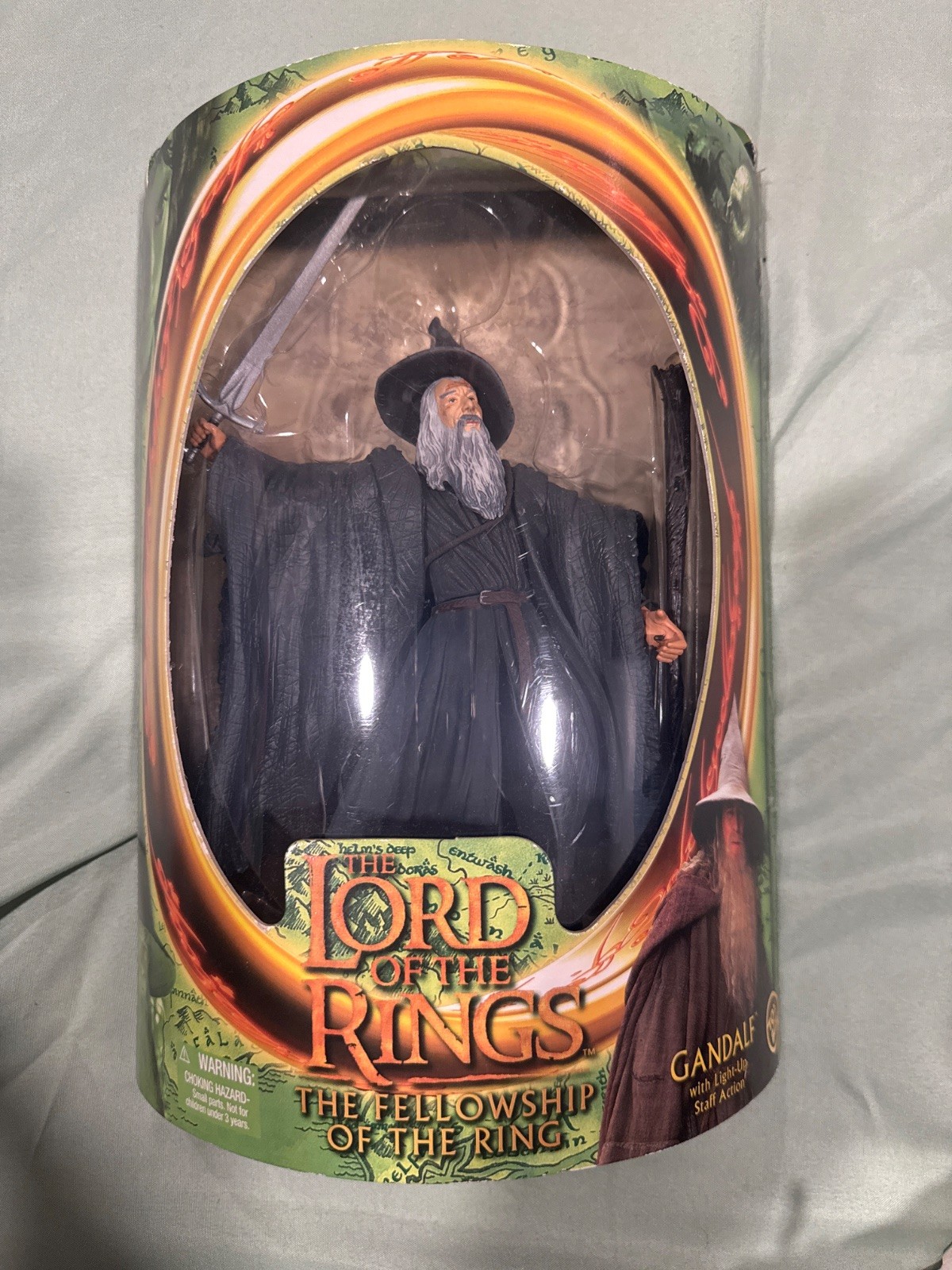 Toy Biz LOTR Fellowship of the Ring Gandalf with Light-Up Staff Action 2001 MOC Toy Biz LOTR Fellowship of the Ring Gandalf with Light-Up Staff Action 2001 MOC