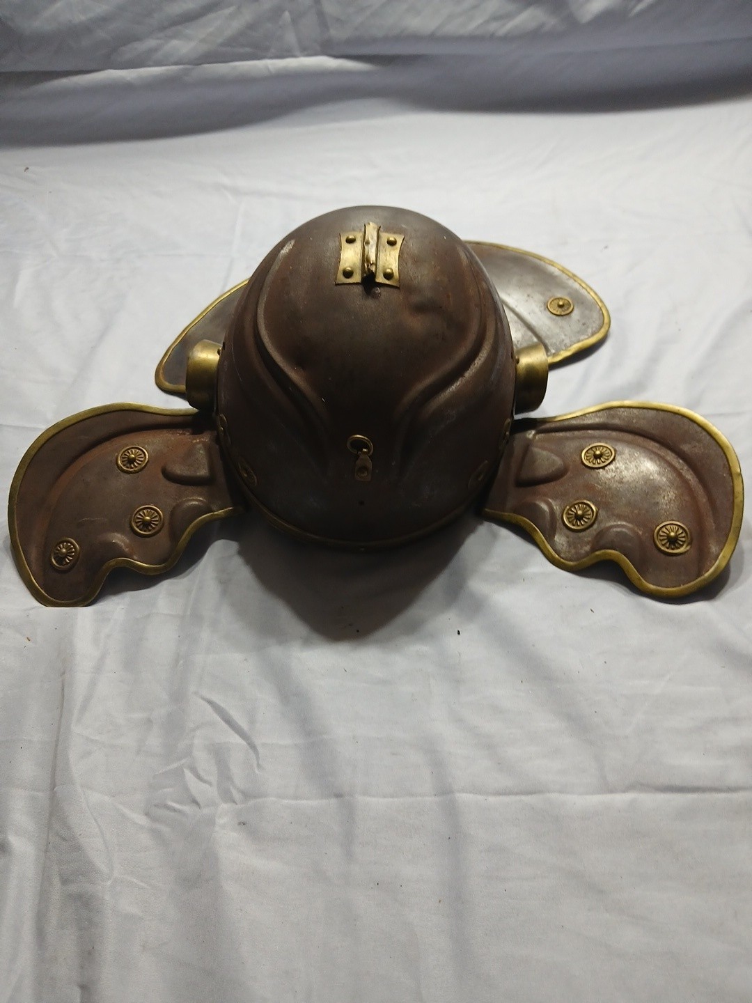 Vintage Roman Gladiator Style Helmet Replica Vintage Roman Gladiator Style Helmet Replica