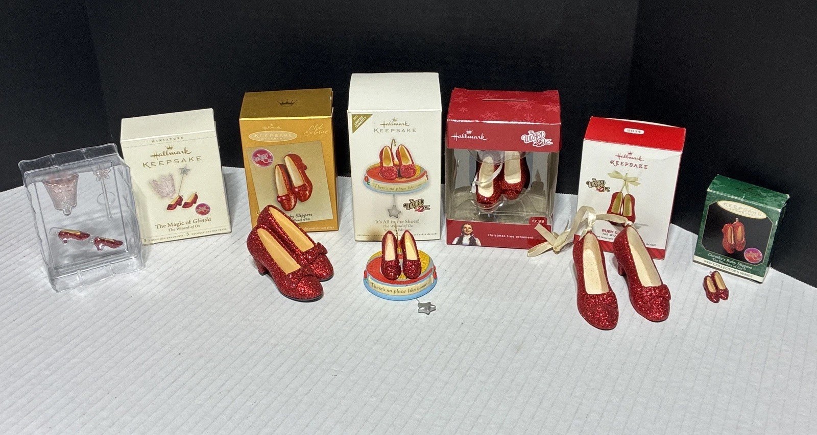 Lot of 6 Hallmark Keepsake Wizard of Oz Ruby Slippers Christmas Ornaments In Box Lot of 6 Hallmark Keepsake Wizard of Oz Ruby Slippers Christmas Ornaments In Box