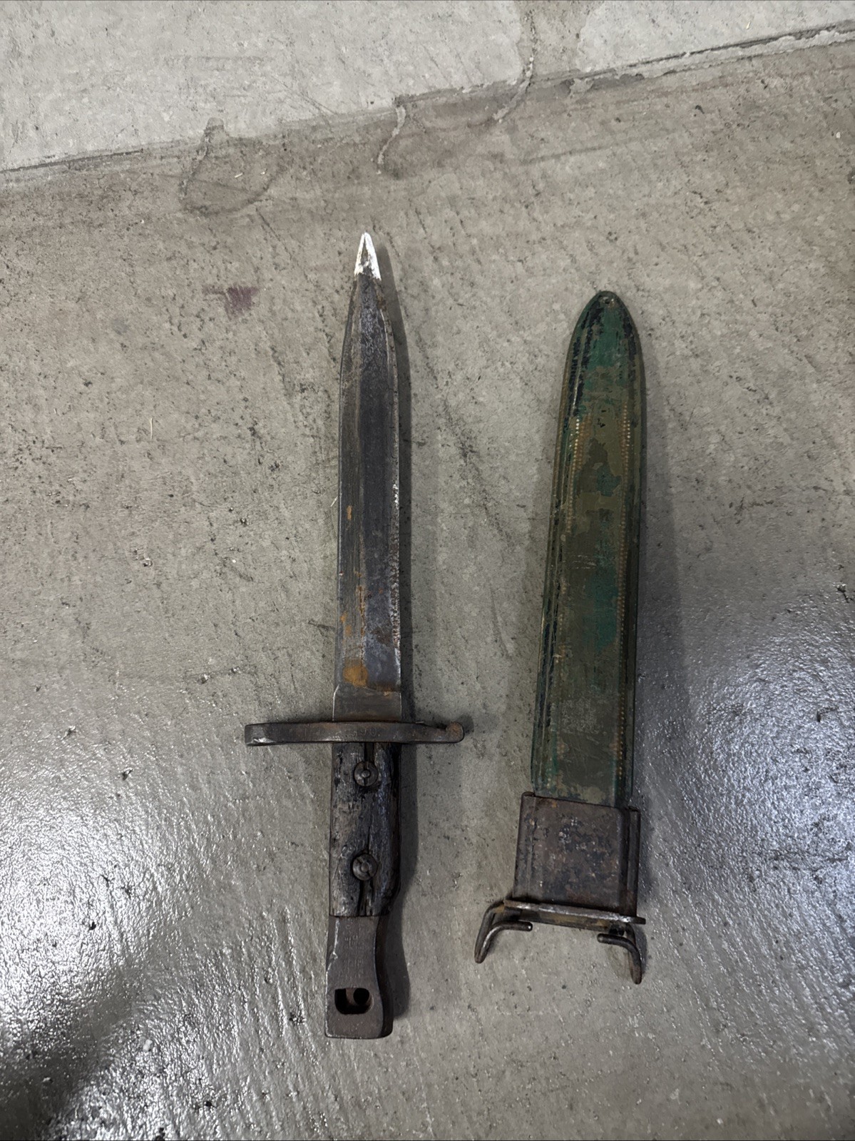 ROSS RIFLE CO BAYONET ROSS RIFLE CO BAYONET