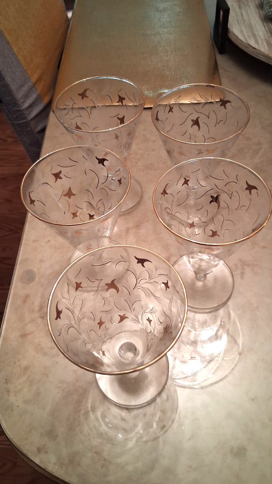 Vintage Mid Century modern Glasswear Lot of (5) Vintage Mid Century modern Glasswear Lot of (5)