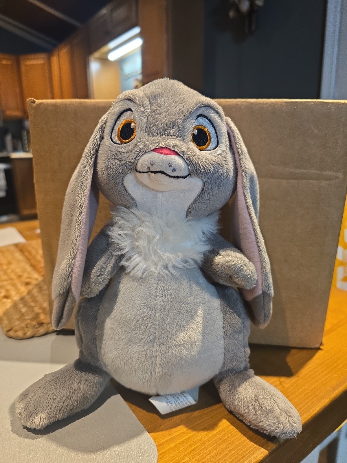 Disney Sofia the First Clover the Rabbit 10-inch Plush Toy Disney Sofia the First Clover the Rabbit 10-inch Plush Toy