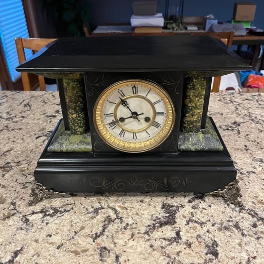 Antique 1898 Waterbury "Dallas" Mantel Clock Antique 1898 Waterbury "Dallas" Mantel Clock