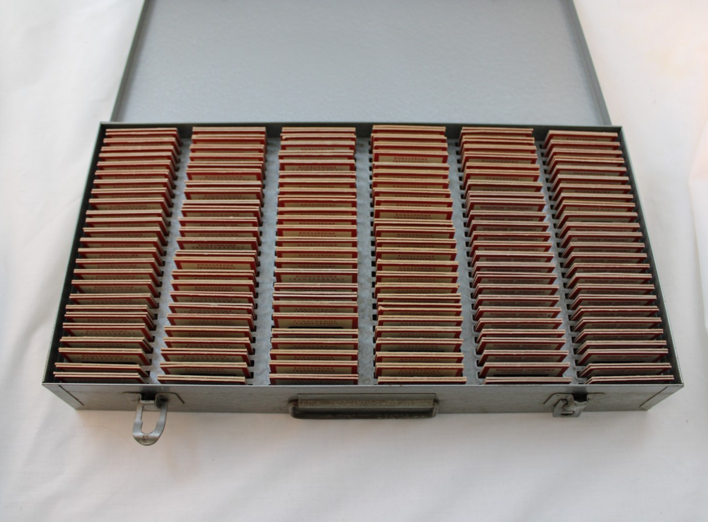 300 Pc Lot 35 MM Photo Slides 1950s 1960s Red Kodachrome With Case Lot C 300 Pc Lot 35 MM Photo Slides 1950s 1960s Red Kodachrome With Case Lot C
