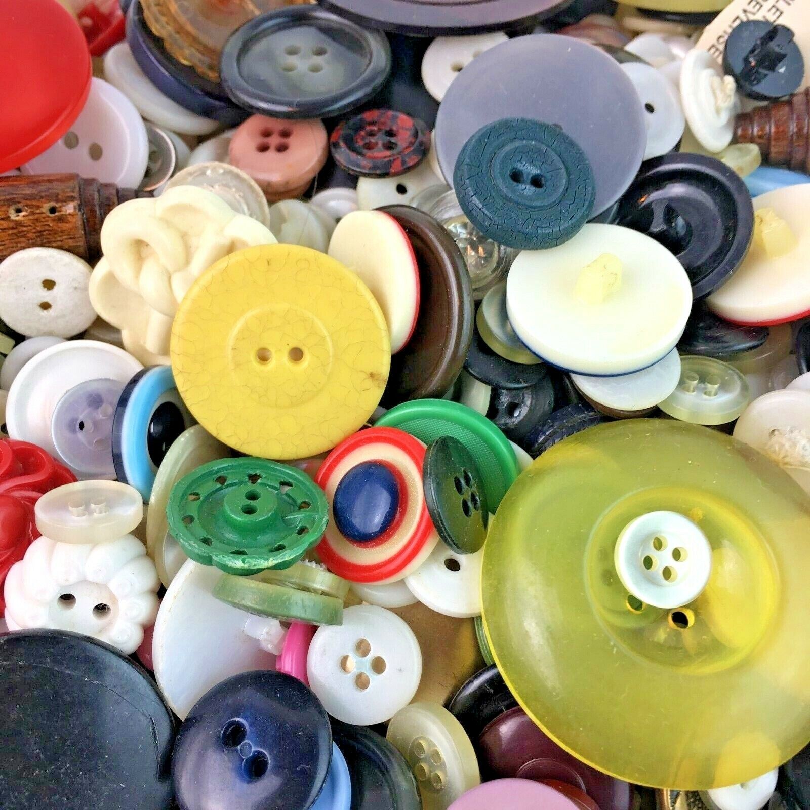 Lot 100 Vintage Estate Sale Buttons Various Sizes Shapes Colors Types Usable