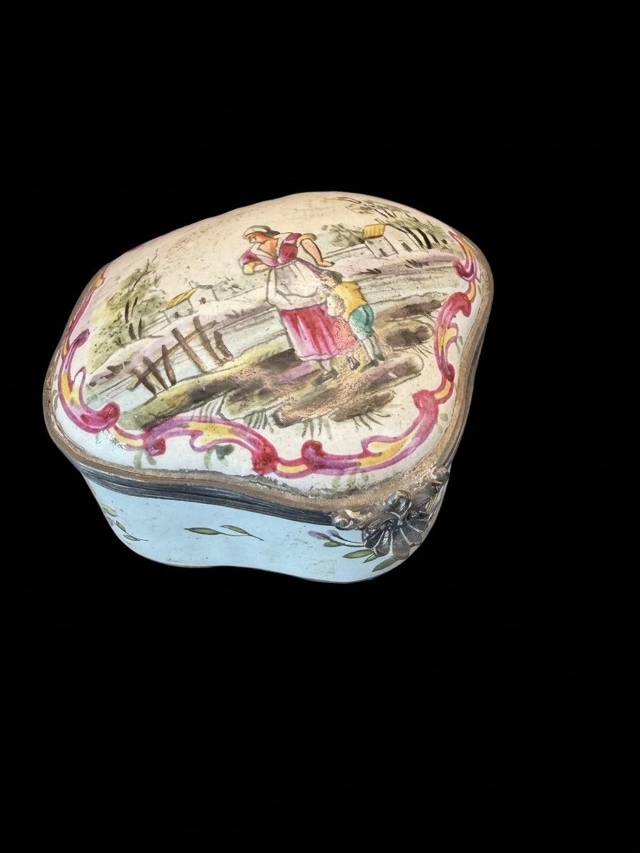 Antique French Lille 1767 Hand Painted Enamel Snuff Box Pastoral Scene