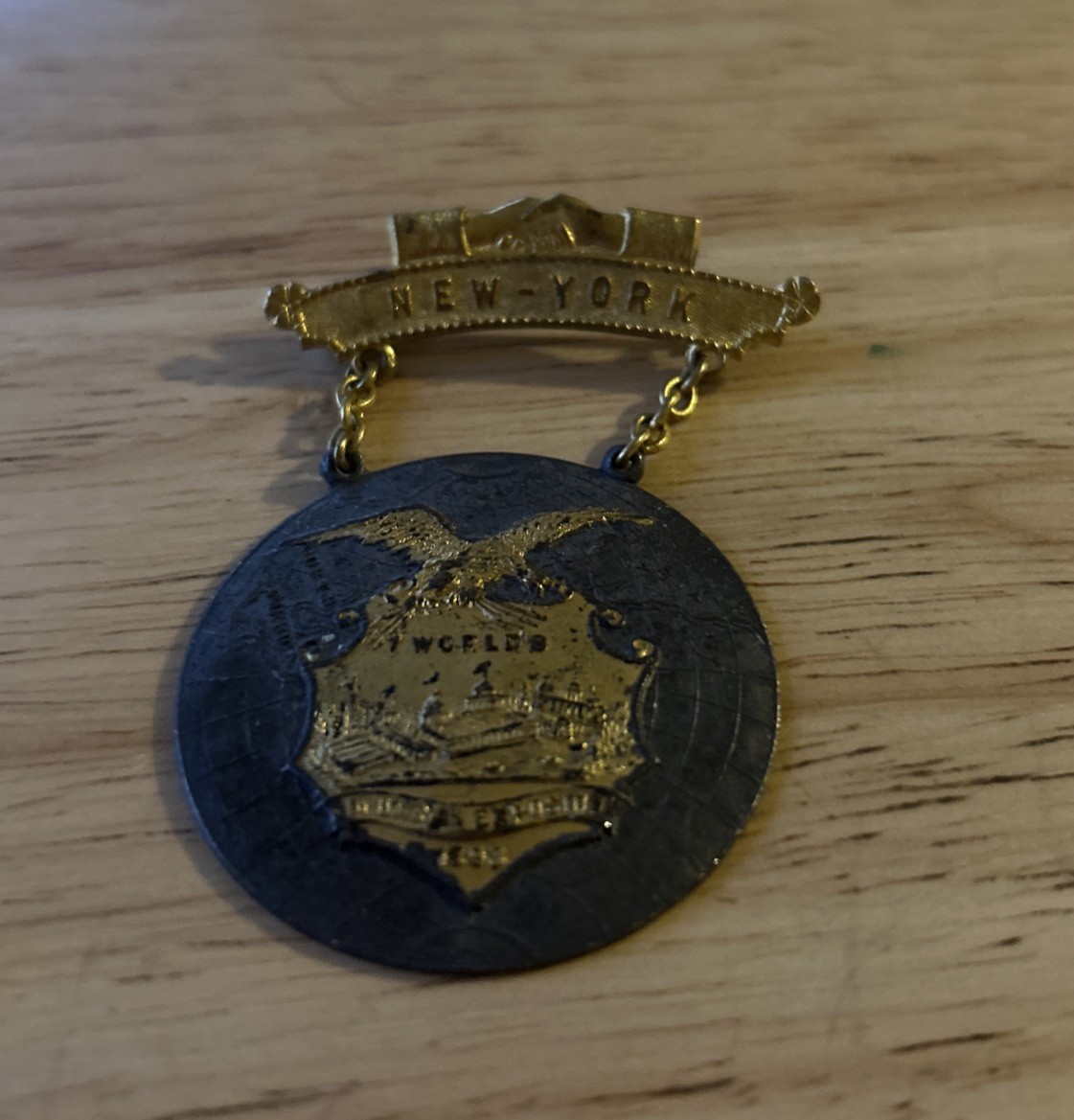 1893 Chicago World's Fair Columbian Exposition NY New York Souvenir Medal Badge 1893 Chicago World's Fair Columbian Exposition NY New York Souvenir Medal Badge
