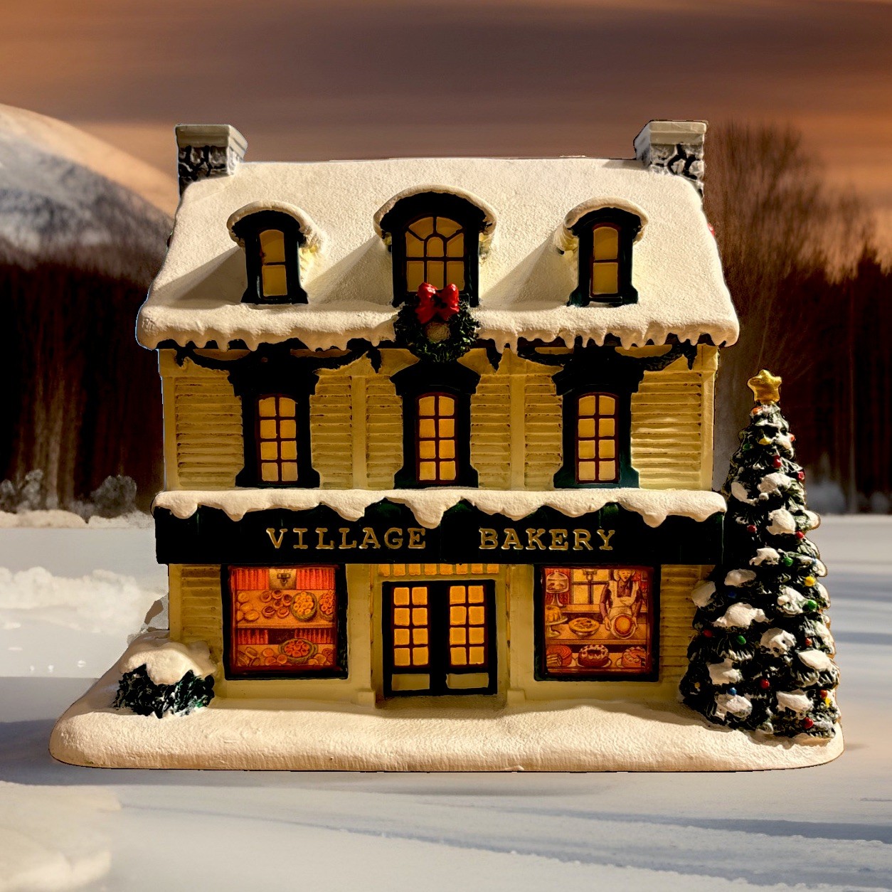 Hawthorne Village Norman Rockwell Christmas Village Bakery with Light Mint READ Hawthorne Village Norman Rockwell Christmas Village Bakery with Light Mint READ