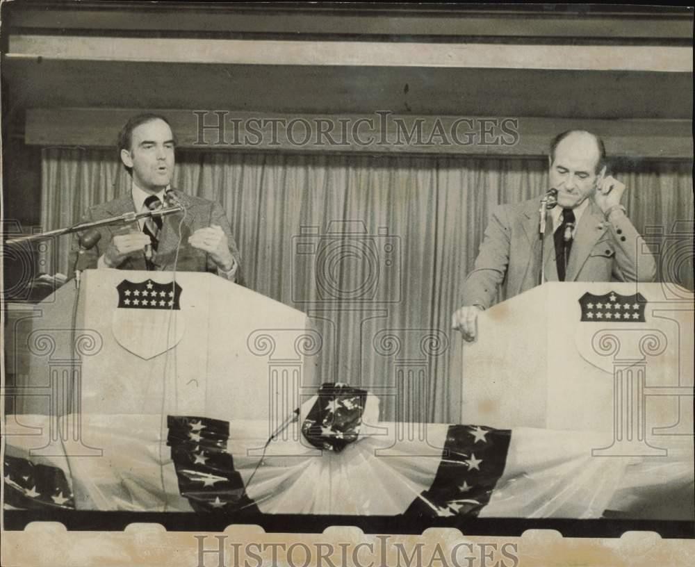 1972 Press Photo Gov. Dan Evans speaks during debate with Albert B. Rosellini 1972 Press Photo Gov. Dan Evans speaks during debate with Albert B. Rosellini