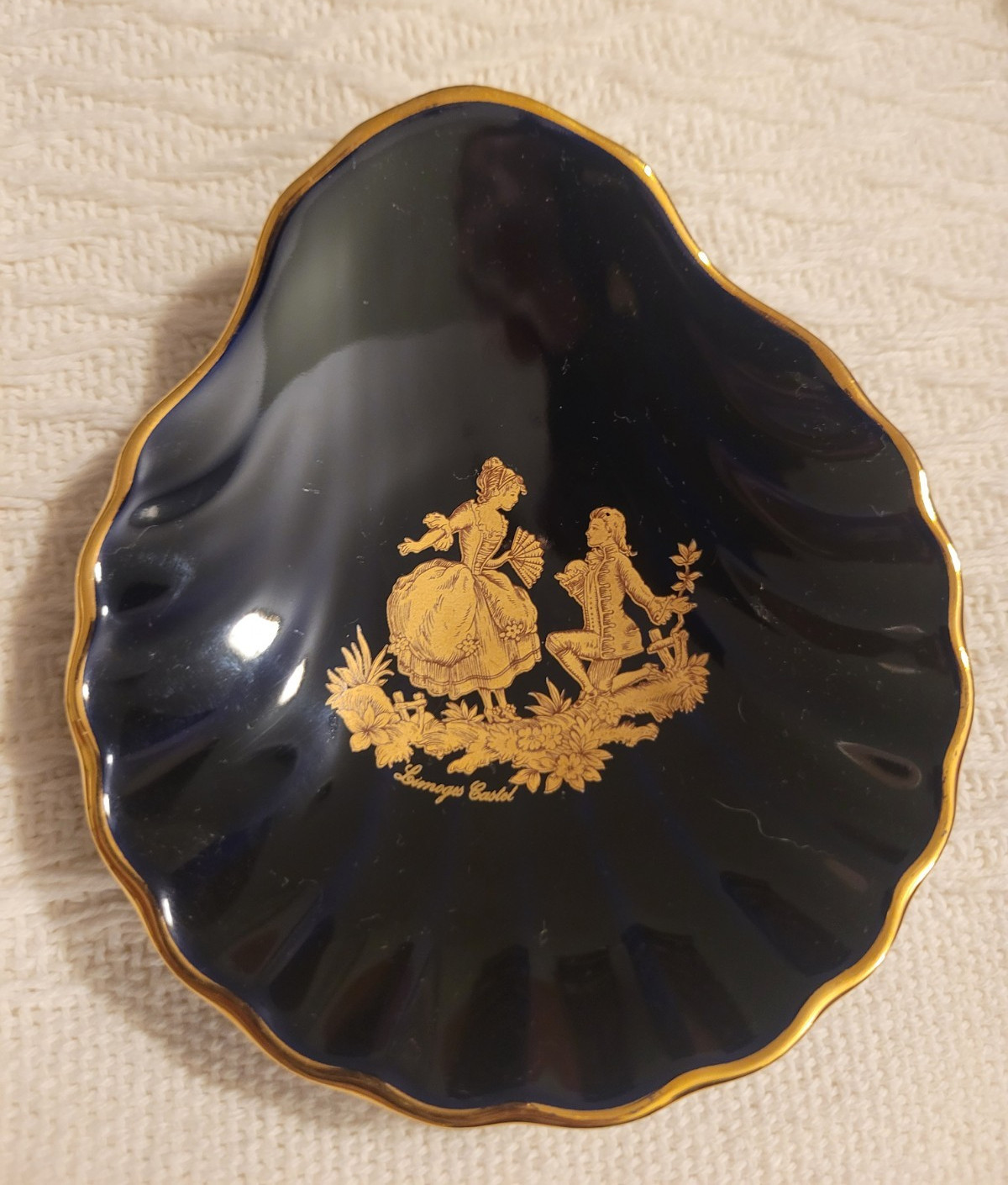 Vintage Limoges Castel France Cobalt Blue 22K Gold Trinket Dish Victorian Couple Vintage Limoges Castel France Cobalt Blue 22K Gold Trinket Dish Victorian Couple