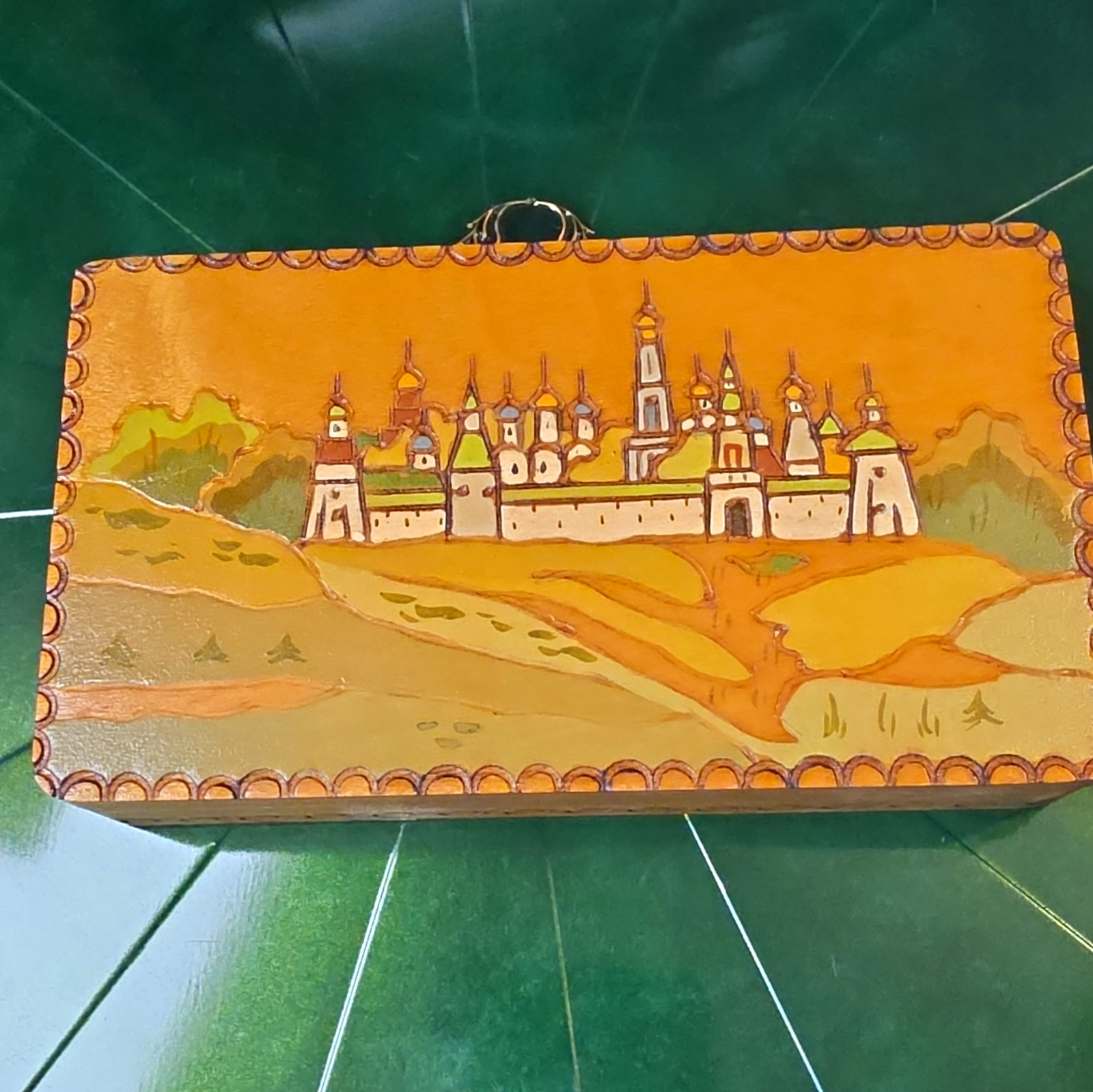 Vintage 1984 Soviet Russian Lacquer Box Hand Painted Zagorsk Trinity Lavra USSR