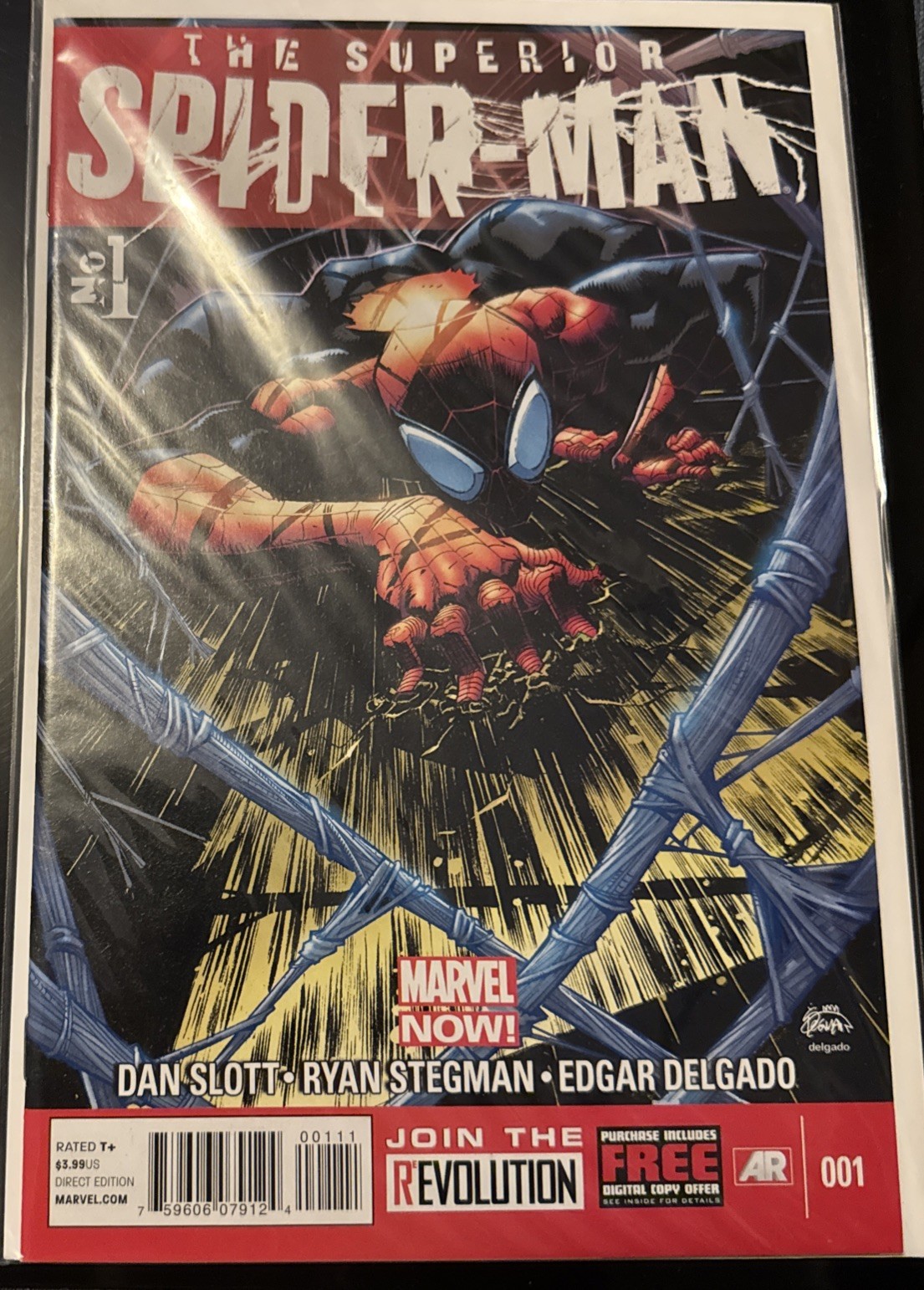 Superior Spider-Man Vol.1 #1-33 Complete Set + Annuals & Return #1 VF+ - NM Superior Spider-Man Vol.1 #1-33 Complete Set + Annuals & Return #1 VF+ - NM