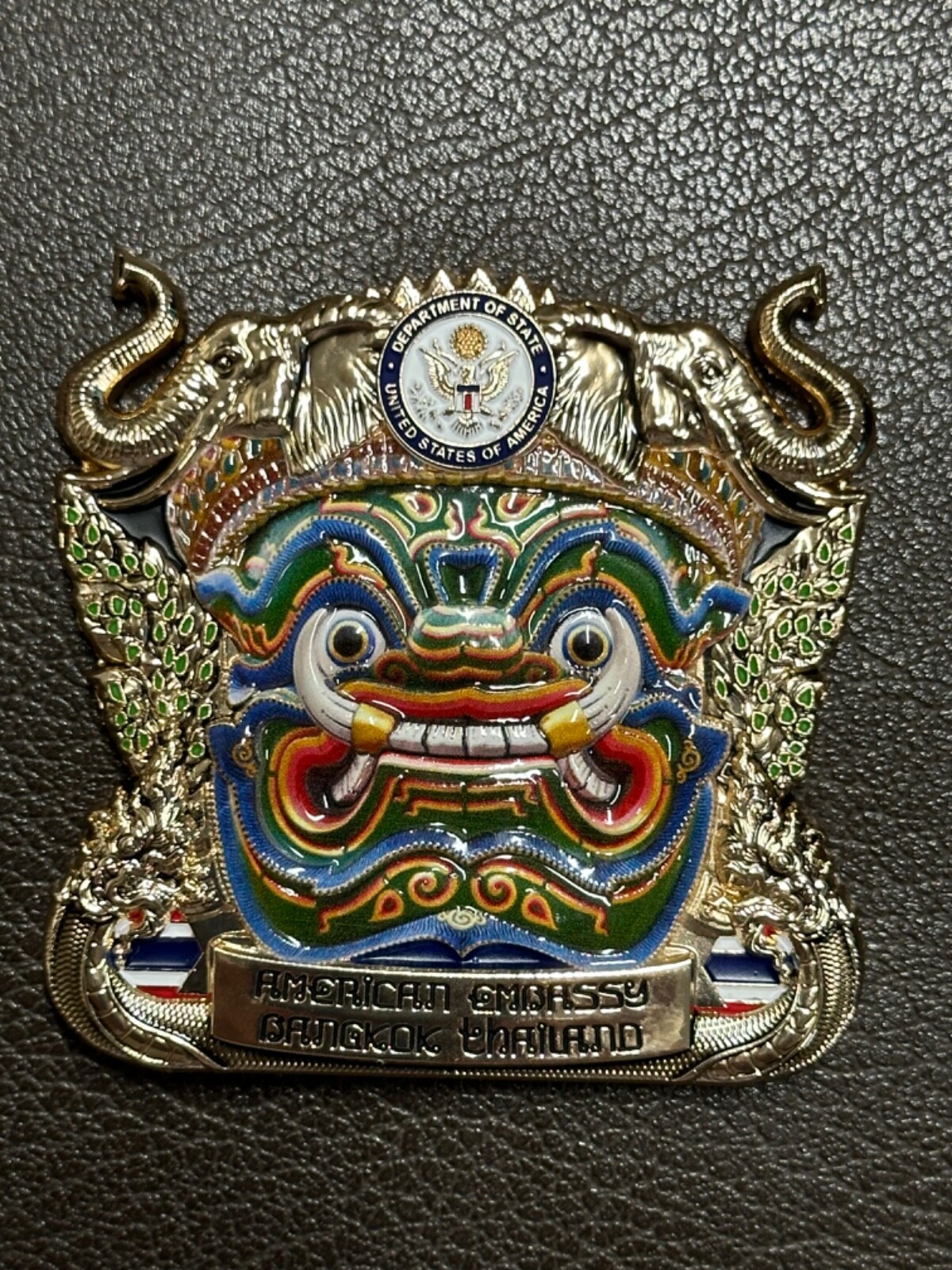 AWESOME AND RARE MSG MARINE SECURITY DETACHMENT US EMBASSY BANGKOK THAILAND COIN AWESOME AND RARE MSG MARINE SECURITY DETACHMENT US EMBASSY BANGKOK THAILAND COIN