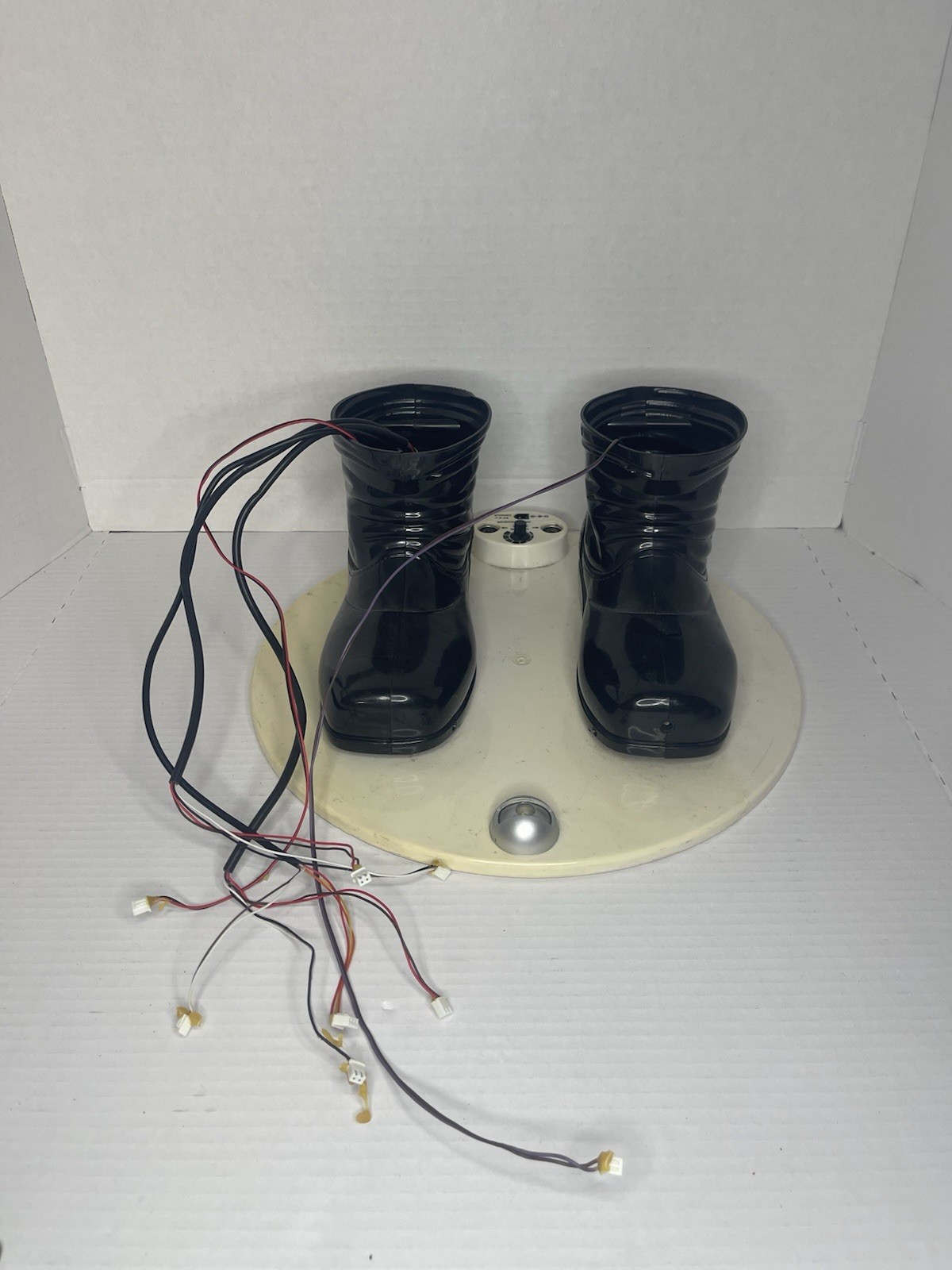Gemmy Animated 3 Piece Band REPLACEMENT Base, Shoes, Wiring, Etc EUC