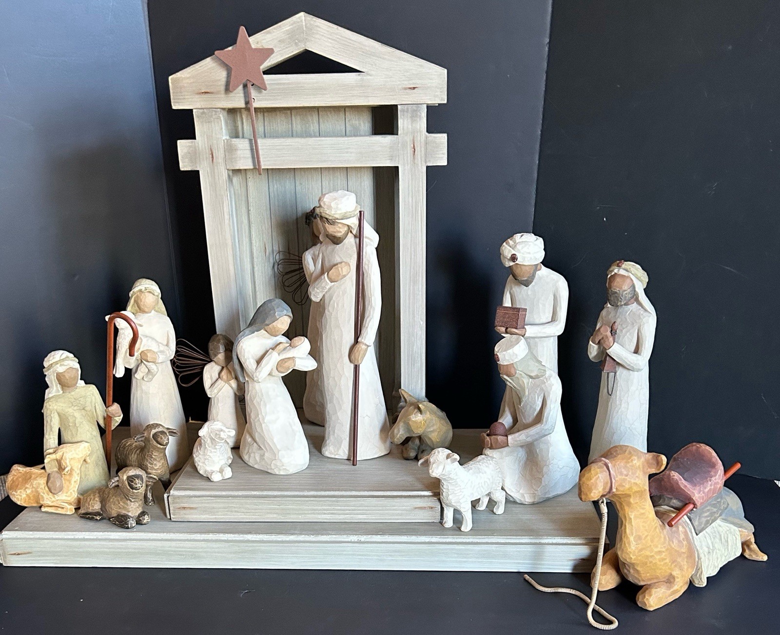 Willow Tree 19 Pc Large Christmas Nativity Set Willow Tree 19 Pc Large Christmas Nativity Set