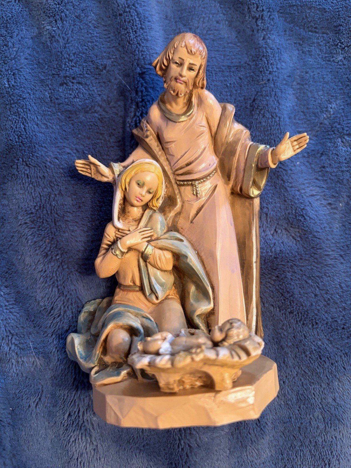 Vintage Fontanini Simonetti, Holy Family Nativity Figurine Vintage Fontanini Simonetti, Holy Family Nativity Figurine
