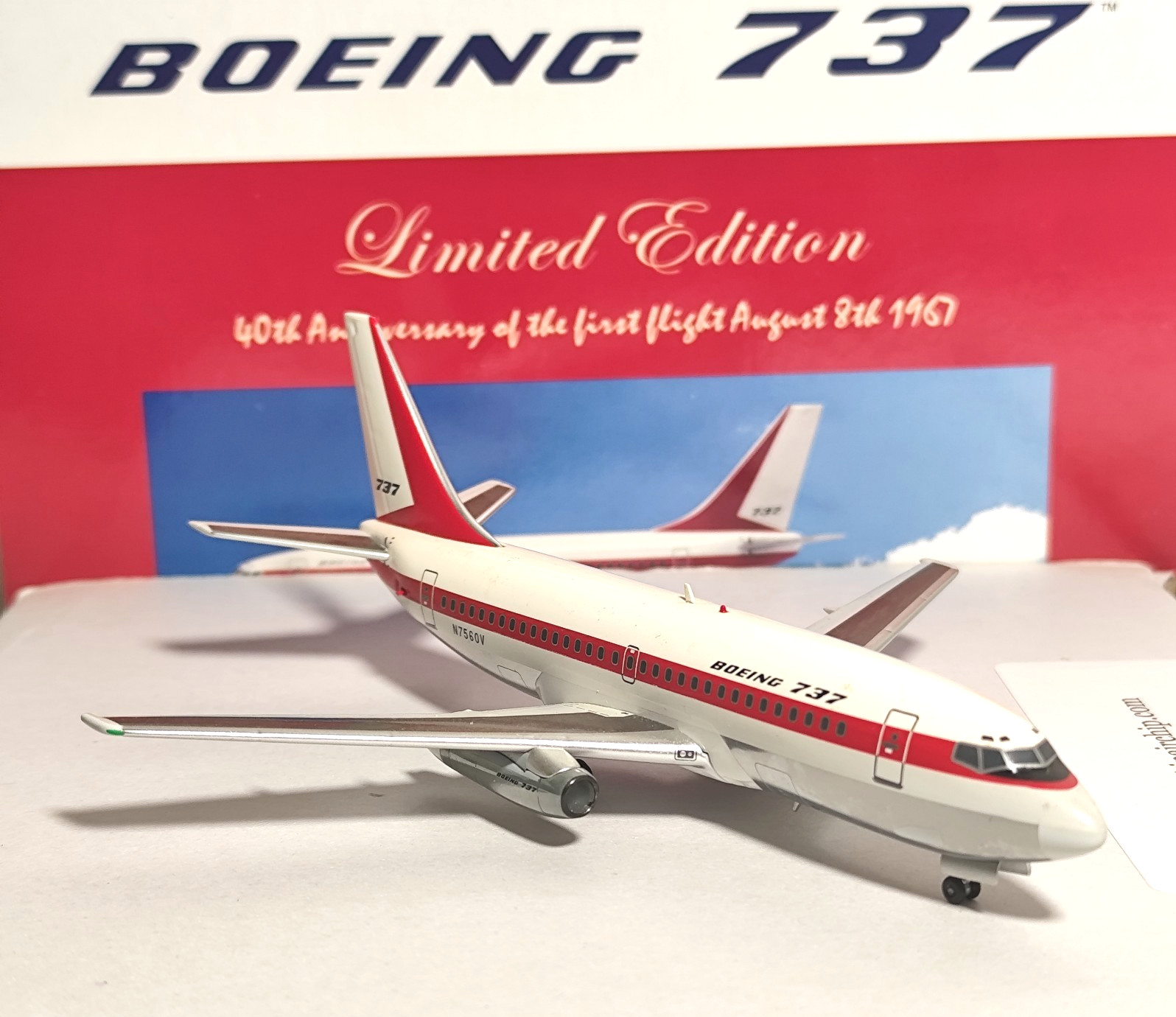 1:200 Scale Inflight Boeing 737-200 House Colors Model Limited Edition N7506V 1:200 Scale Inflight Boeing 737-200 House Colors Model Limited Edition N7506V