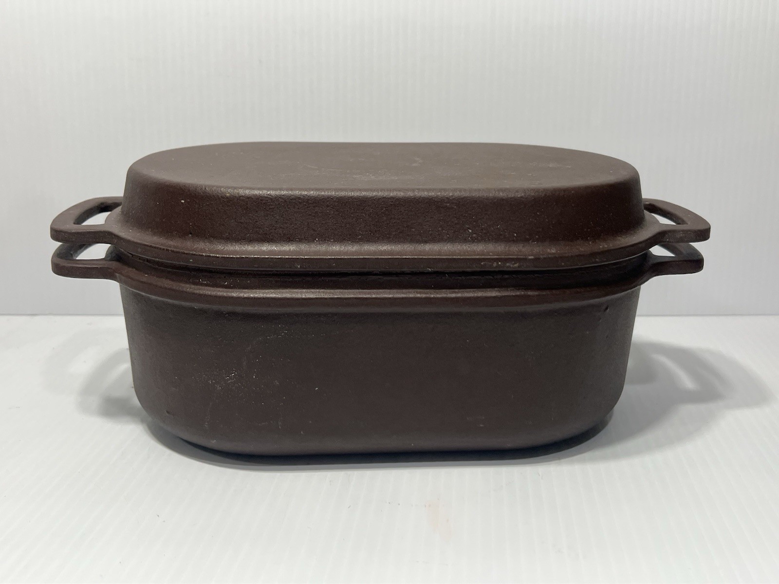 VTG Lauffer Robert Welch Oval Cast Iron Dutch Oven Casserole Lid Dish England VTG Lauffer Robert Welch Oval Cast Iron Dutch Oven Casserole Lid Dish England