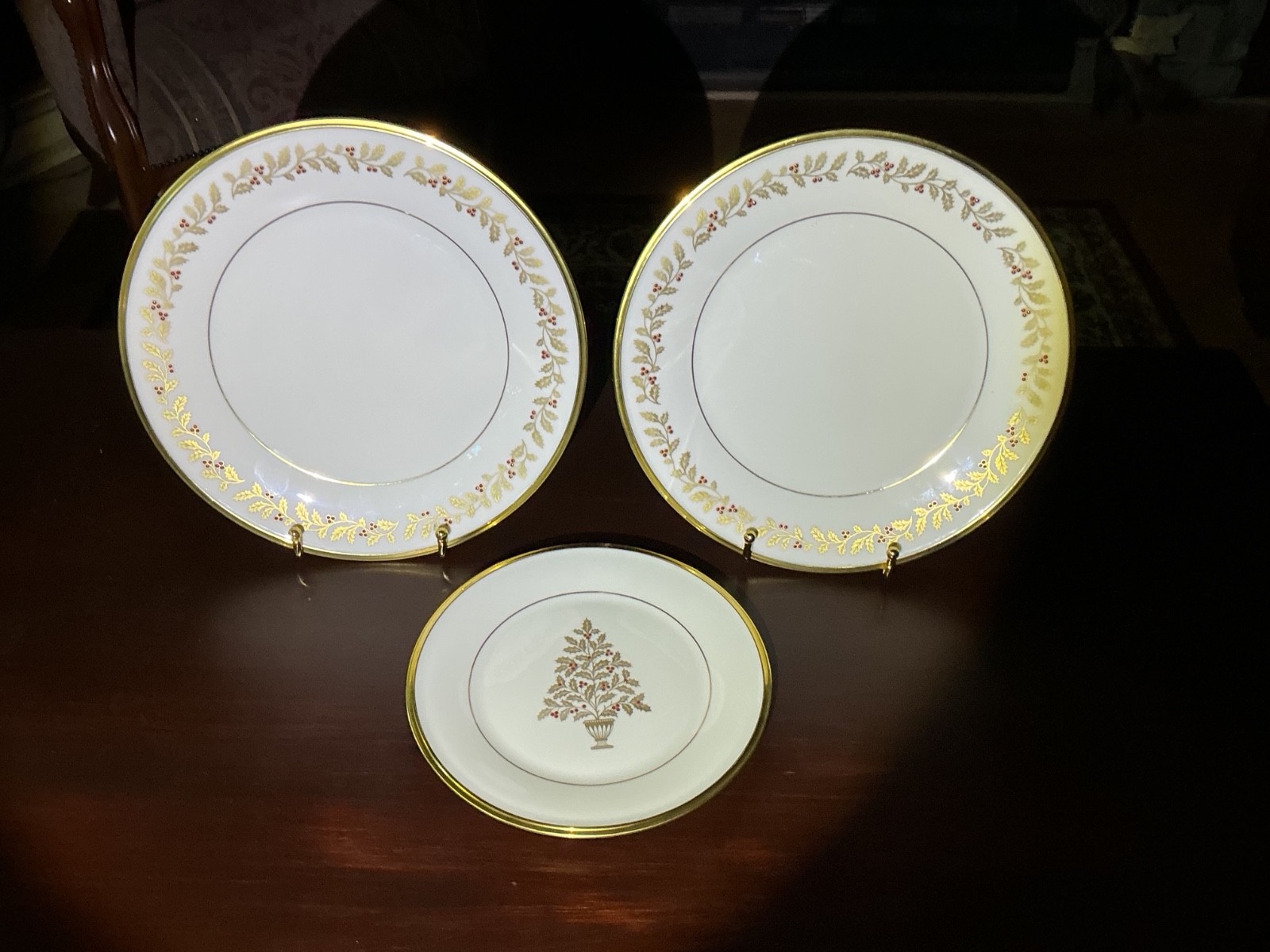 Lenox Eternal Christmas Dinner Salad Plates Lenox Eternal Christmas Dinner Salad Plates